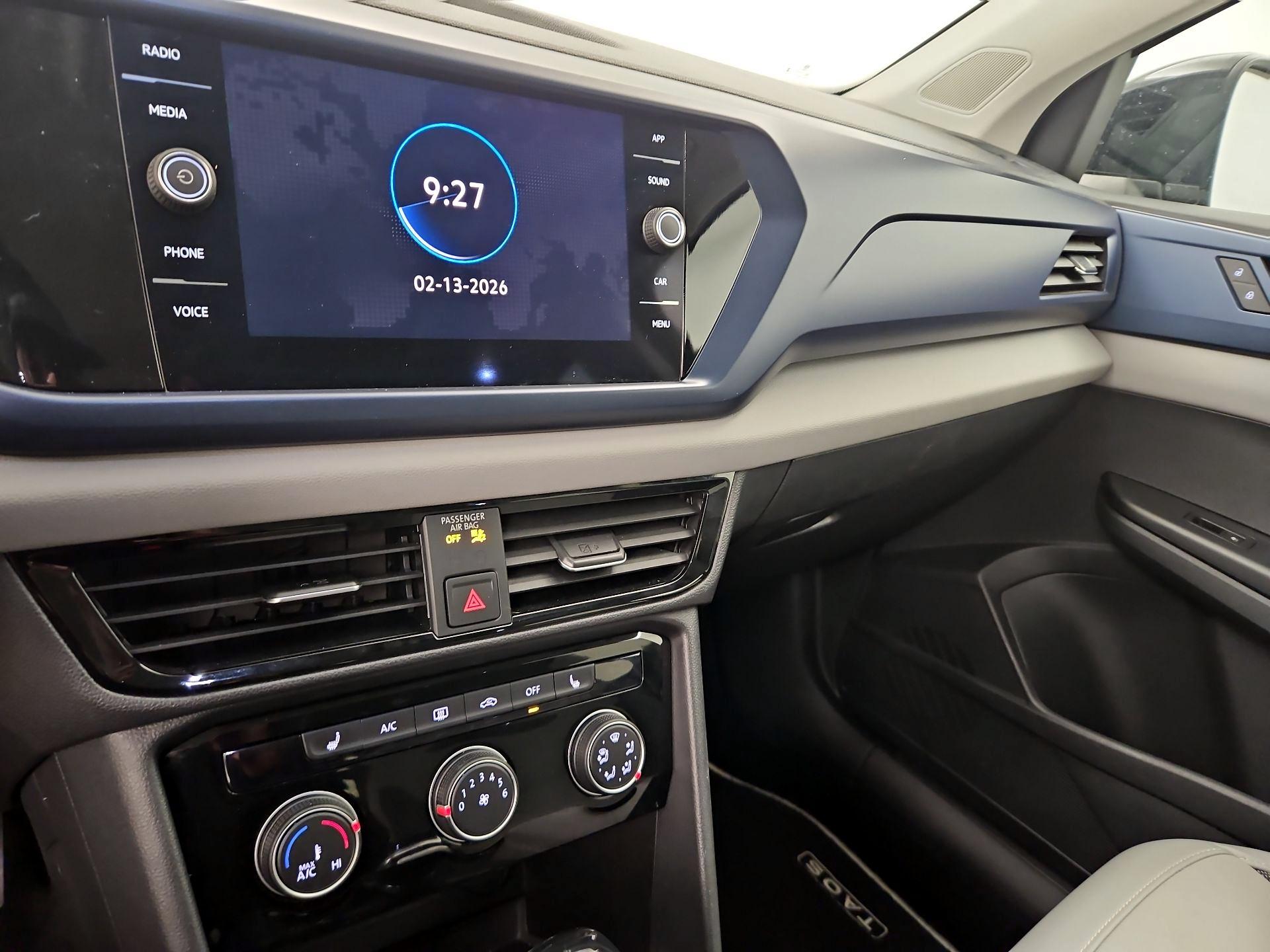 Thumbnail: 2023 Volkswagen Taos - 15