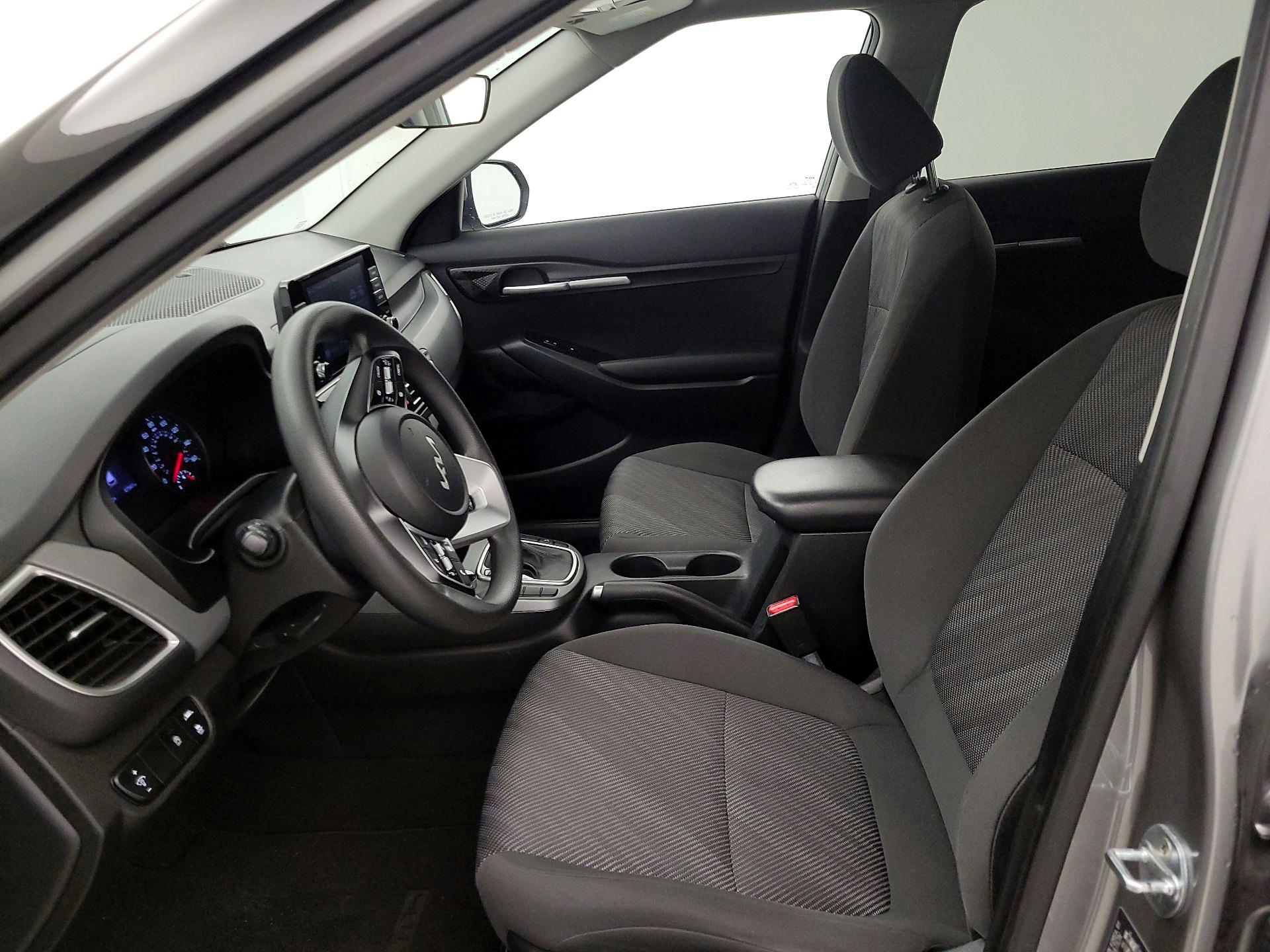 Thumbnail: 2023 Kia Seltos - 11