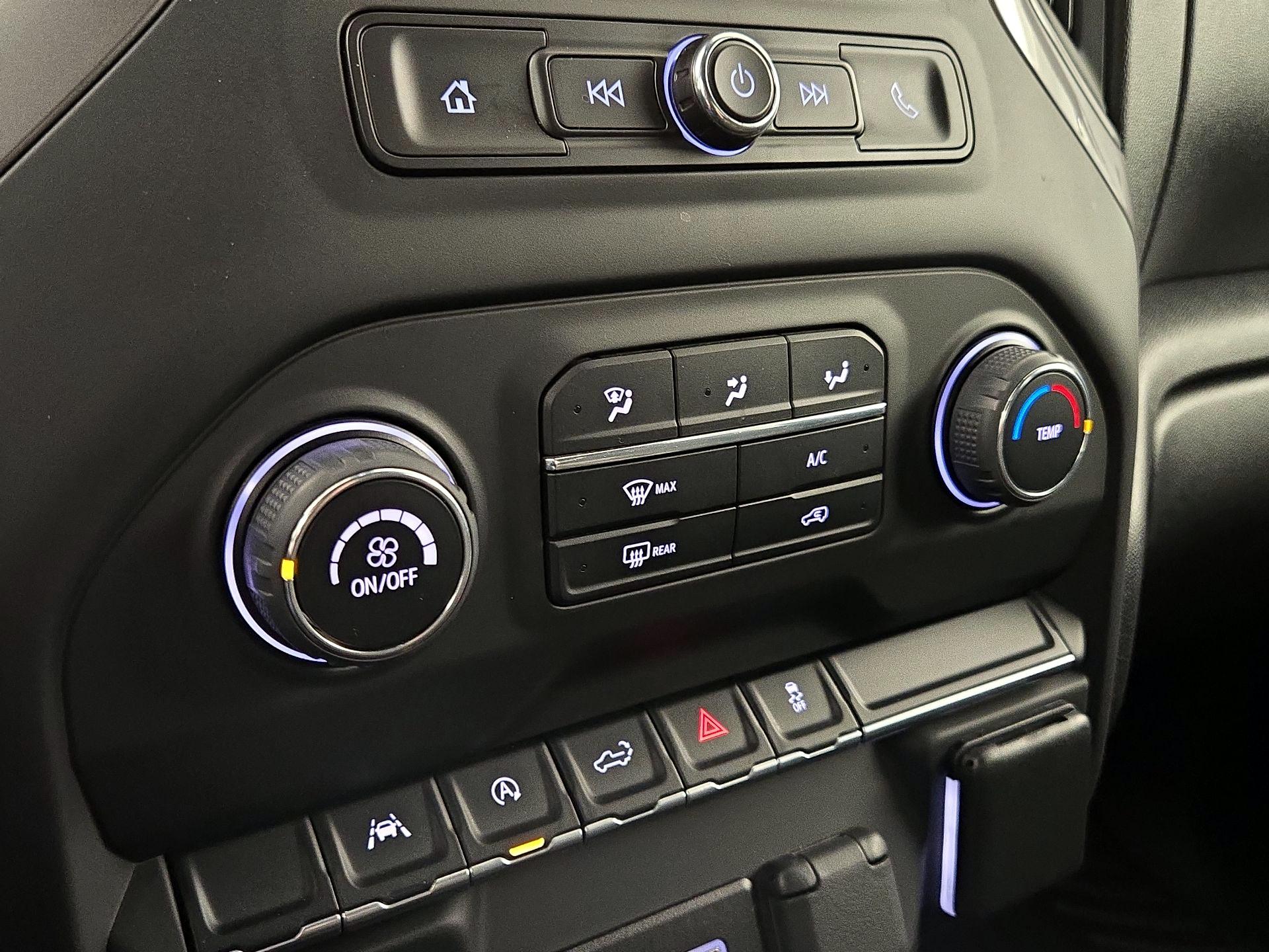 Thumbnail: 2022 Chevrolet Silverado 1500 - 14