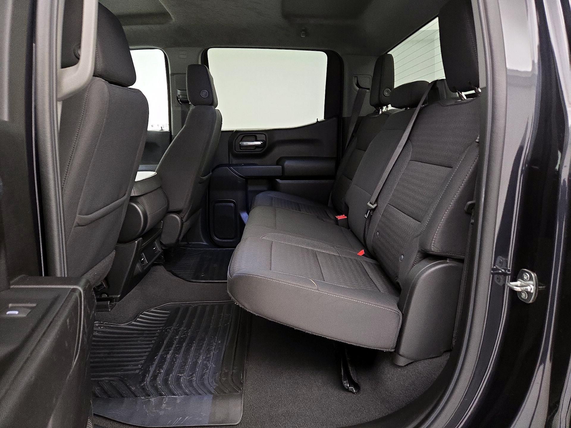 Thumbnail: 2022 Chevrolet Silverado 1500 - 17