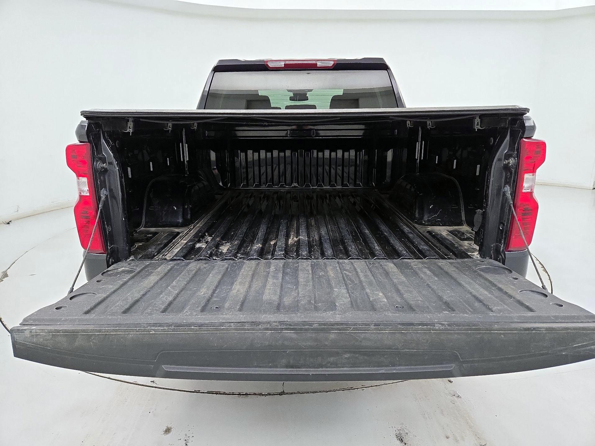 Thumbnail: 2022 Chevrolet Silverado 1500 - 18