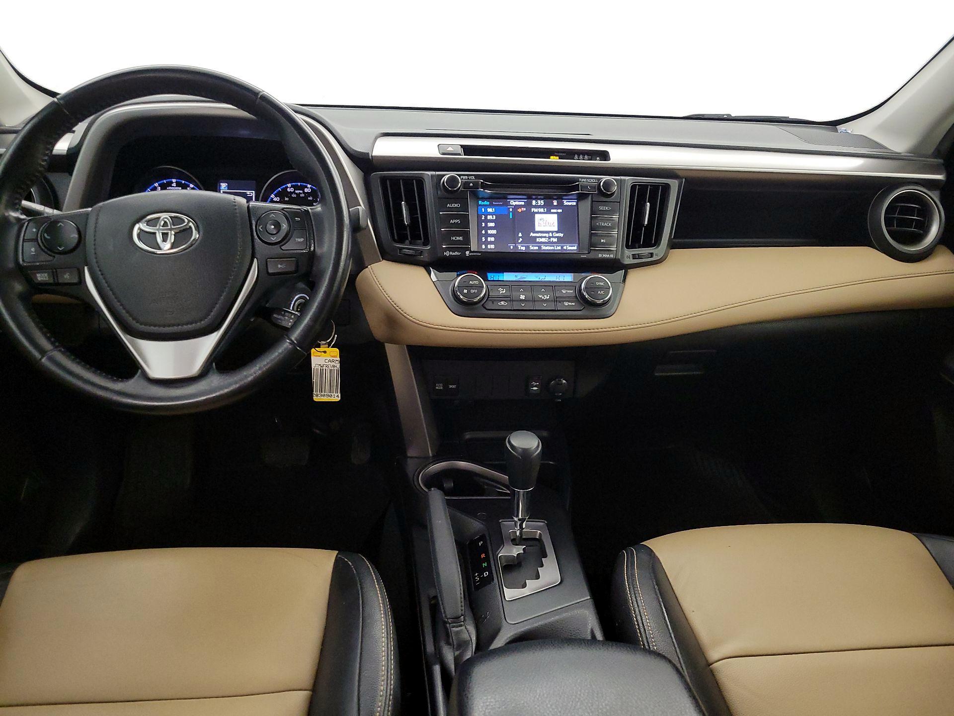 Thumbnail: 2017 Toyota RAV4 - 9
