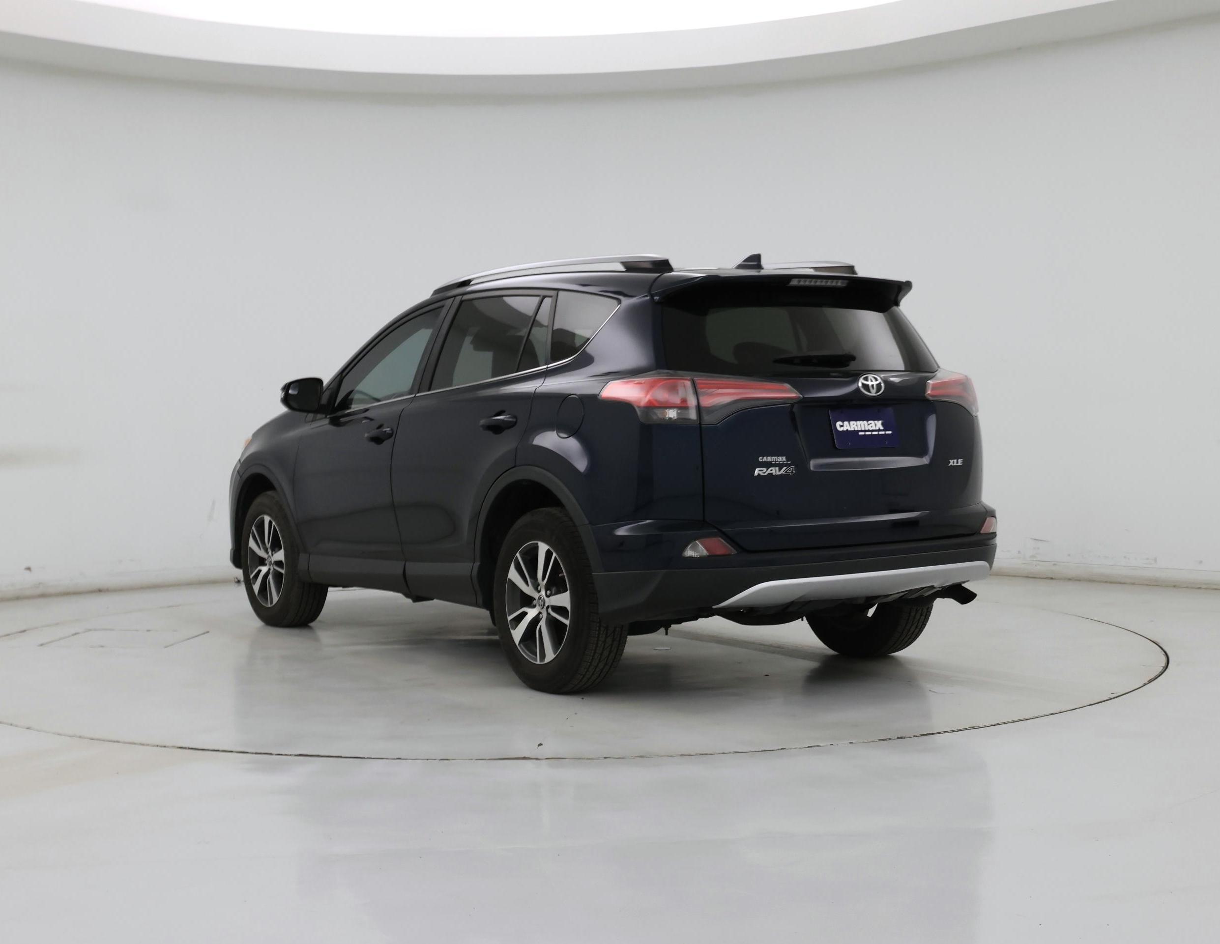 Thumbnail: 2017 Toyota RAV4 - 2