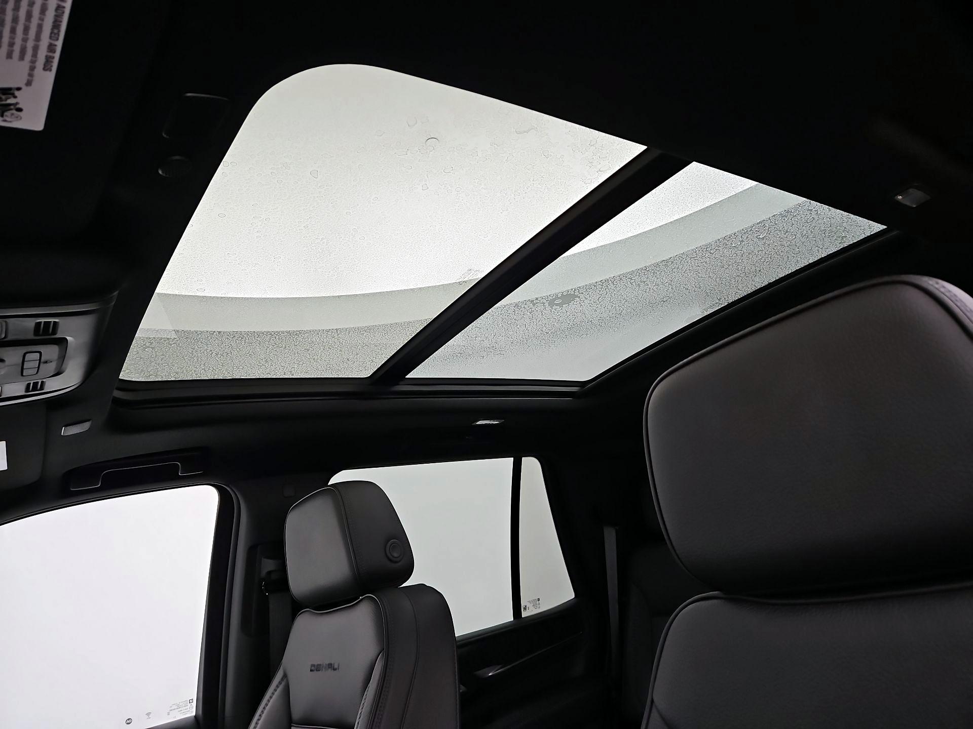 Thumbnail: 2023 GMC Yukon - 20