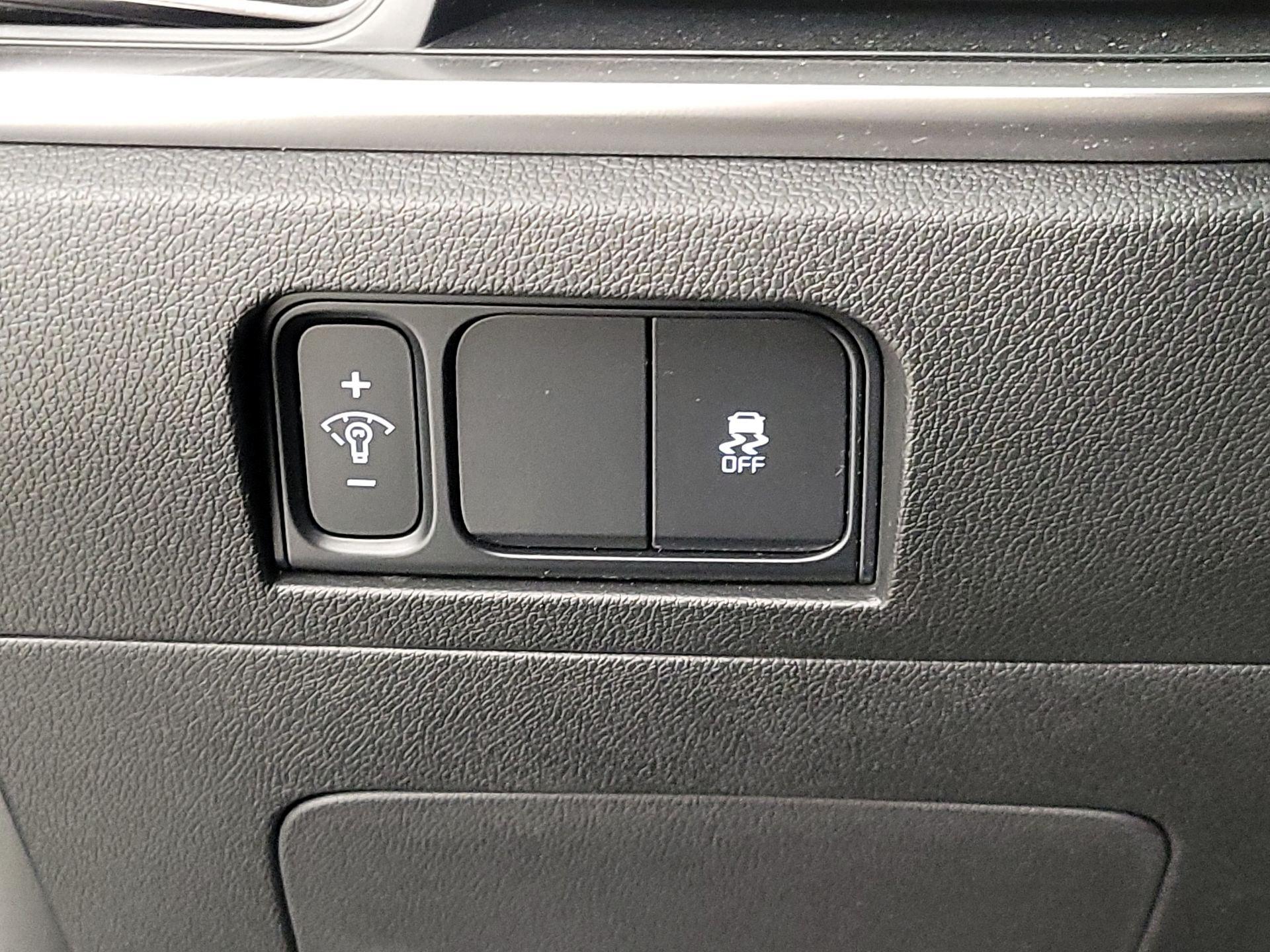 Thumbnail: 2024 Kia Sorento - 13