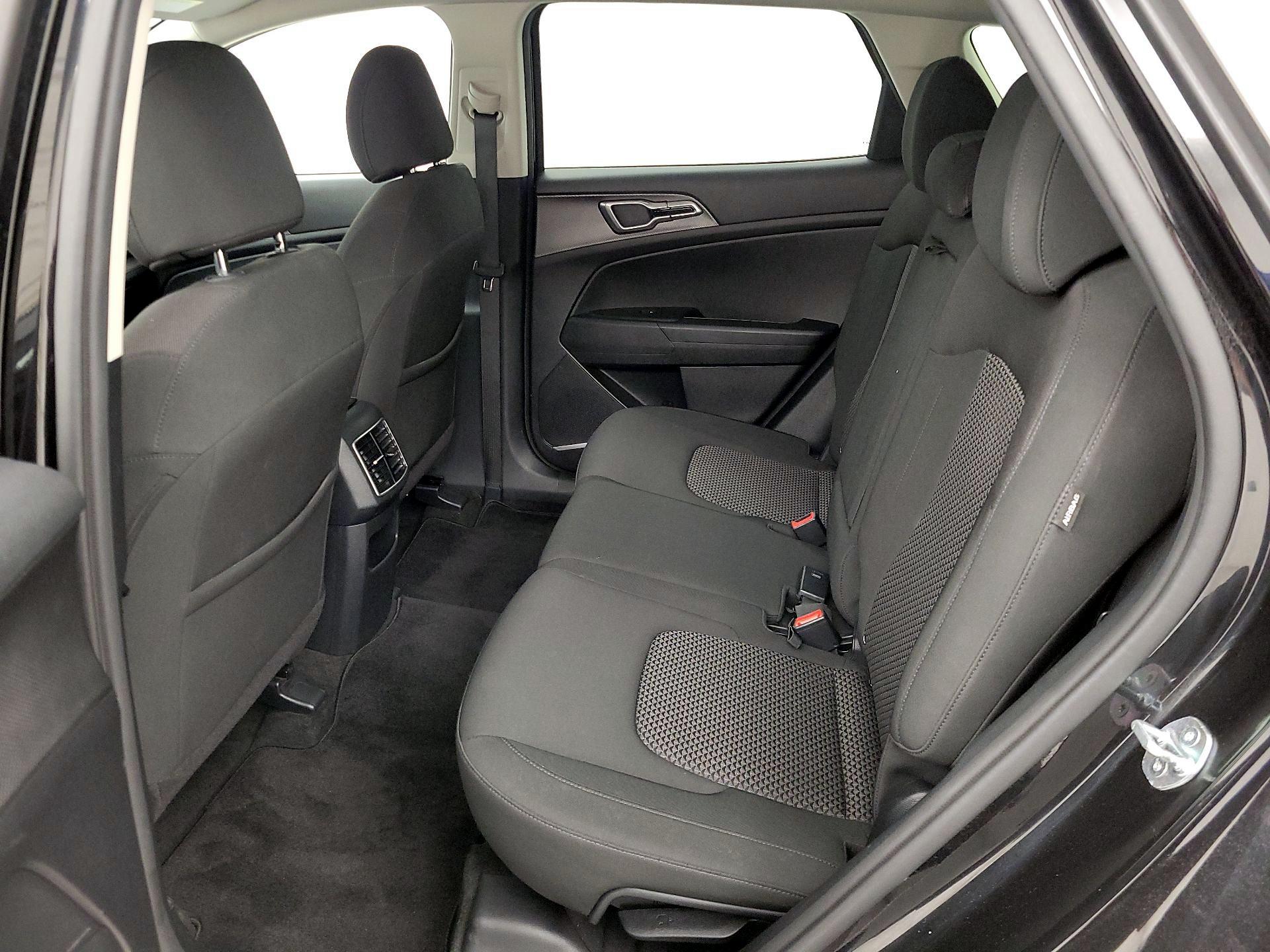 Thumbnail: 2024 Kia Sportage - 19