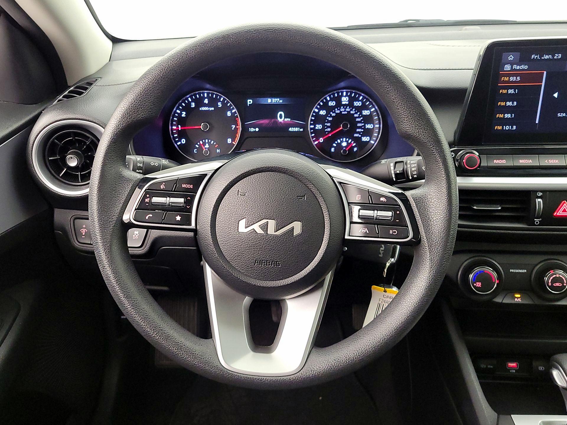 Thumbnail: 2024 Kia Forte - 10