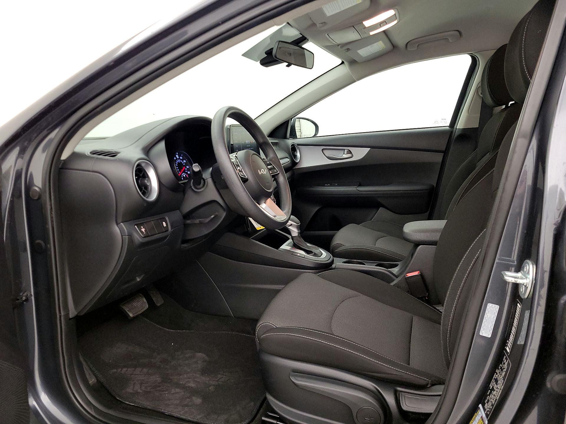 Thumbnail: 2024 Kia Forte - 11