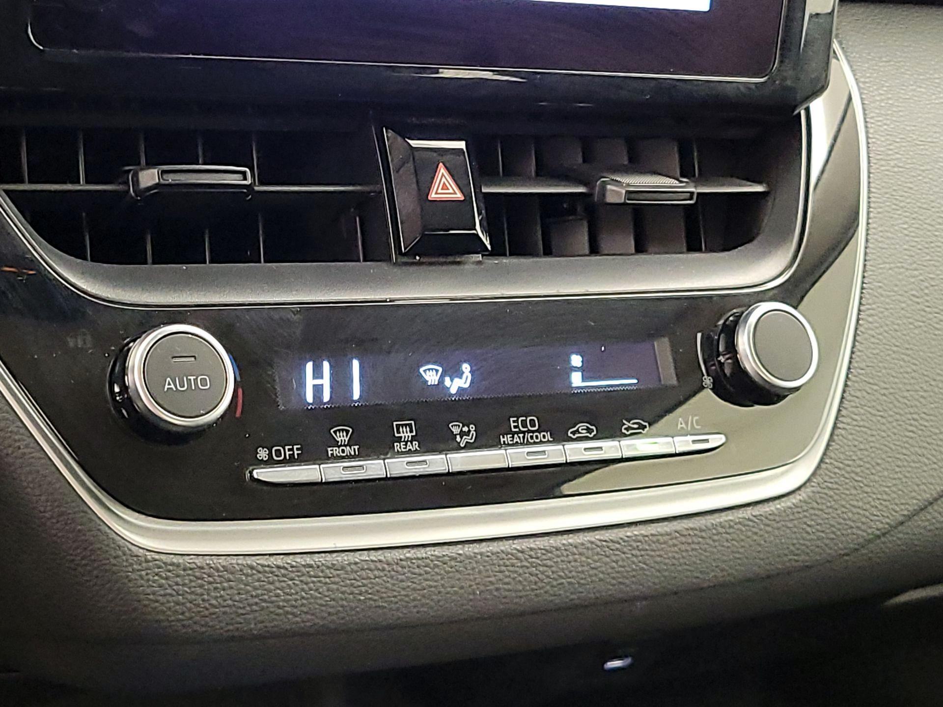 Thumbnail: 2024 Toyota Corolla - 16