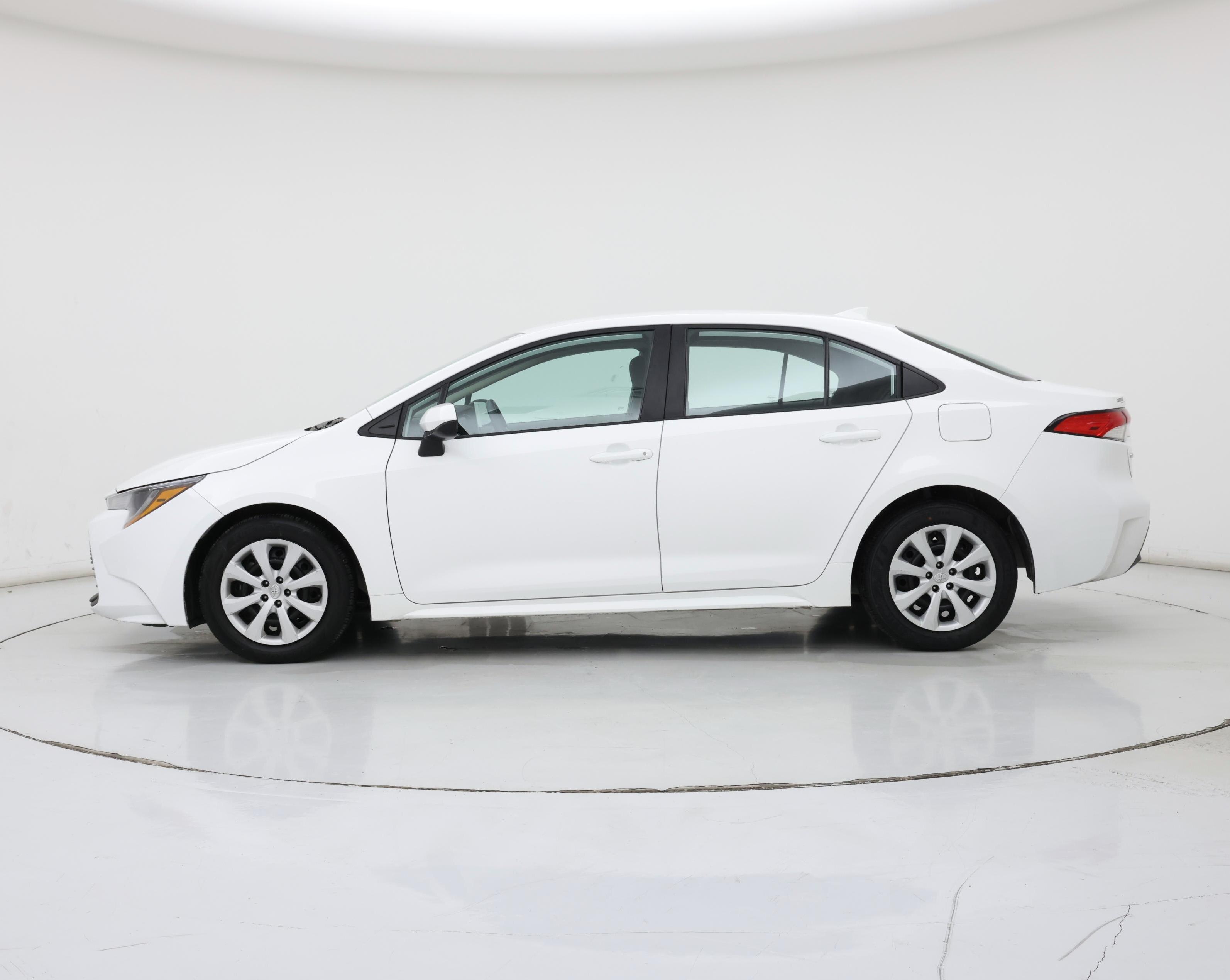 Thumbnail: 2024 Toyota Corolla - 3