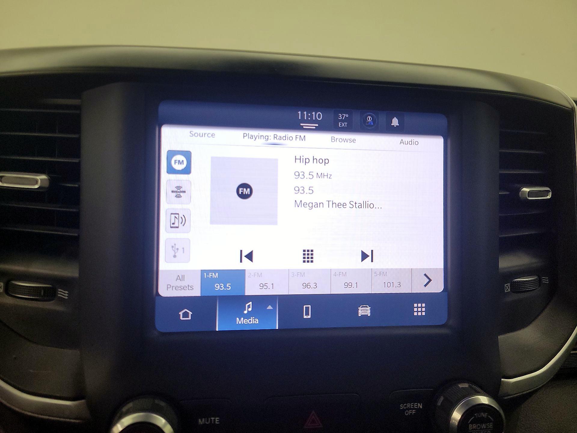 Thumbnail: 2023 RAM 1500 - 15