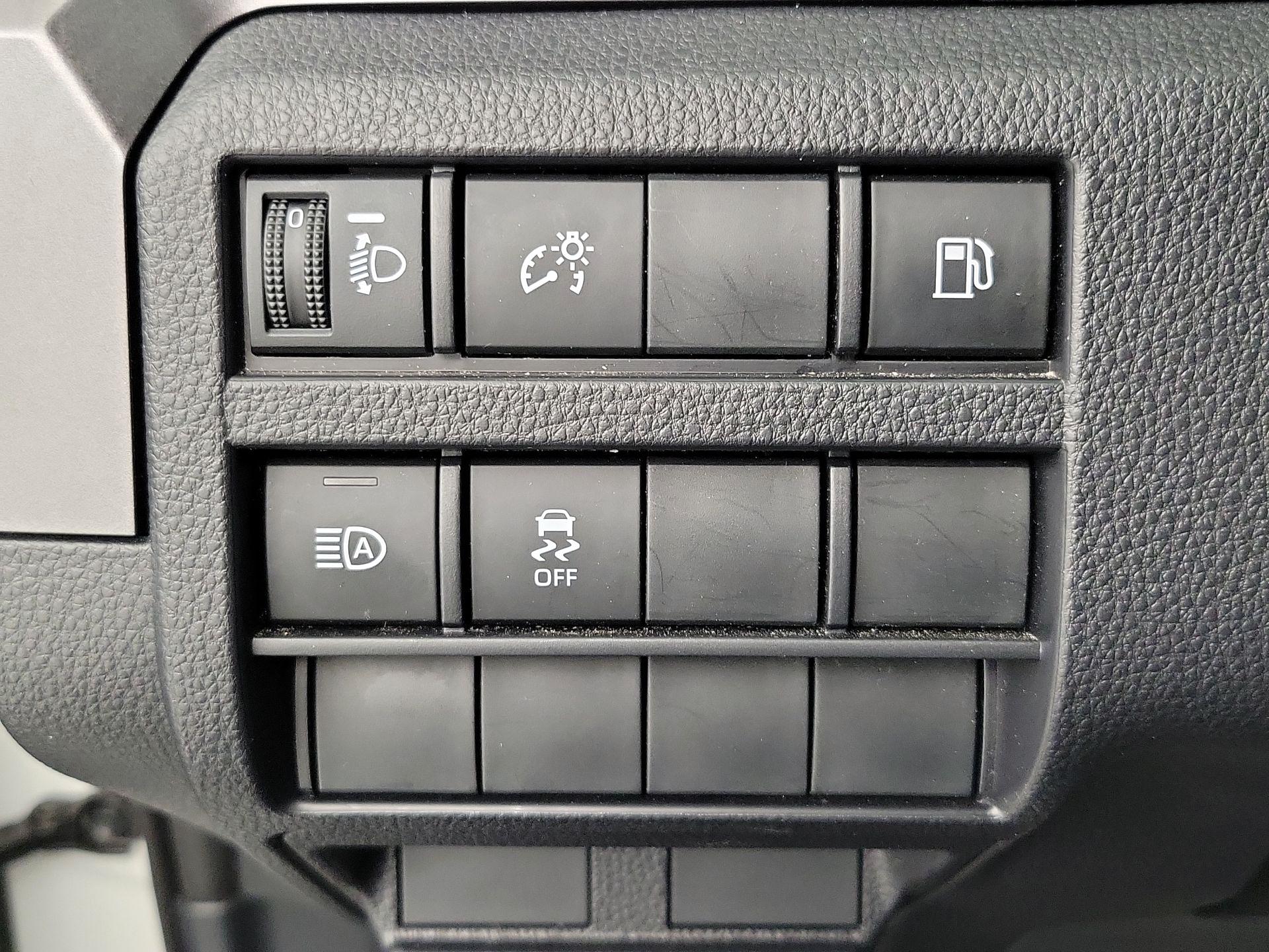 Thumbnail: 2025 Toyota 4Runner - 13