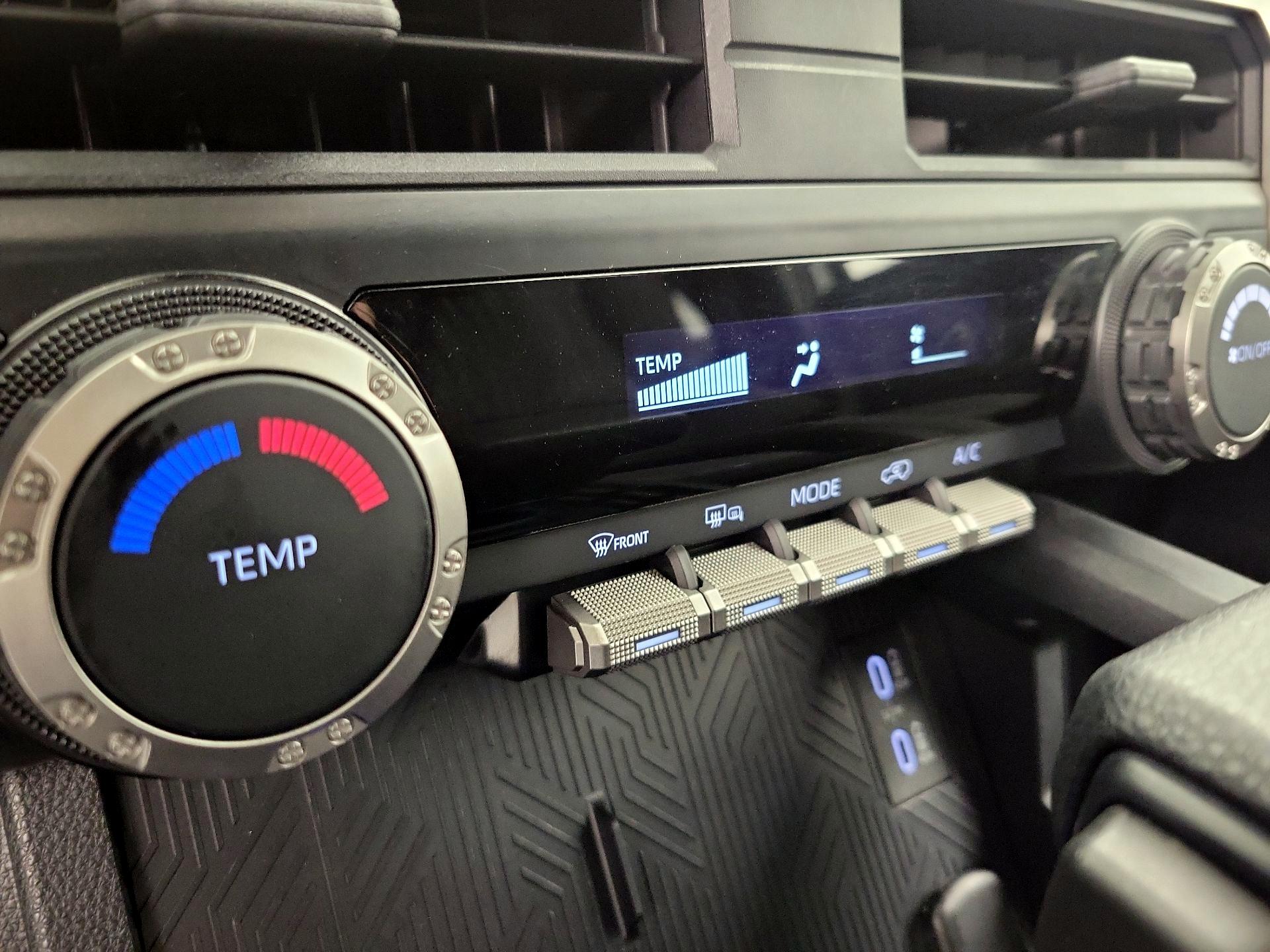 Thumbnail: 2025 Toyota 4Runner - 16