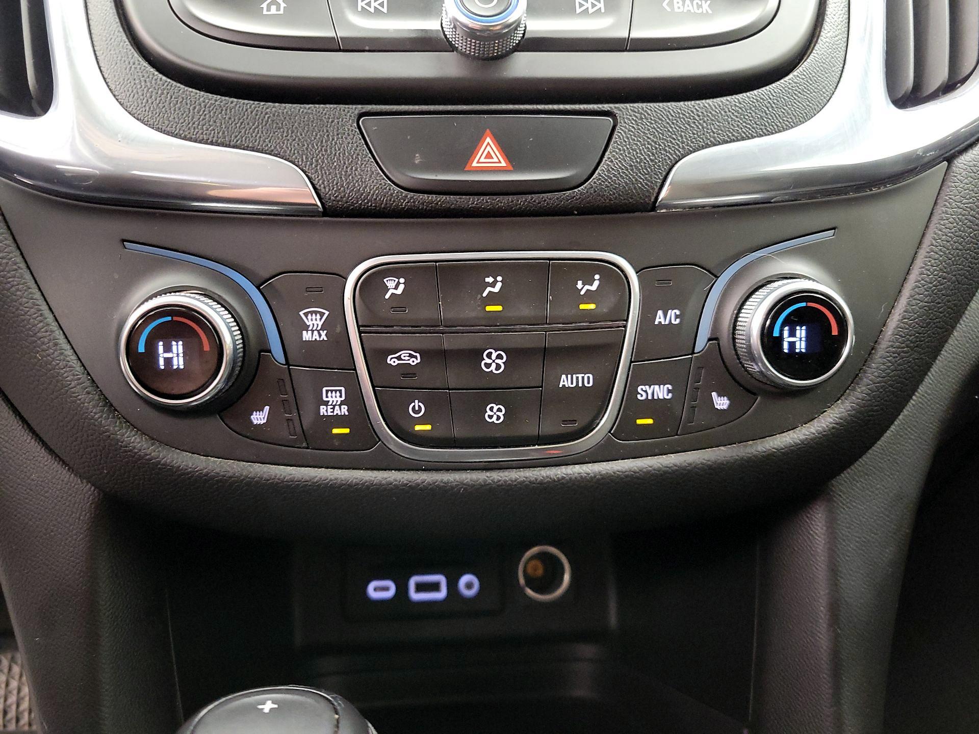 Thumbnail: 2020 Chevrolet Equinox - 16