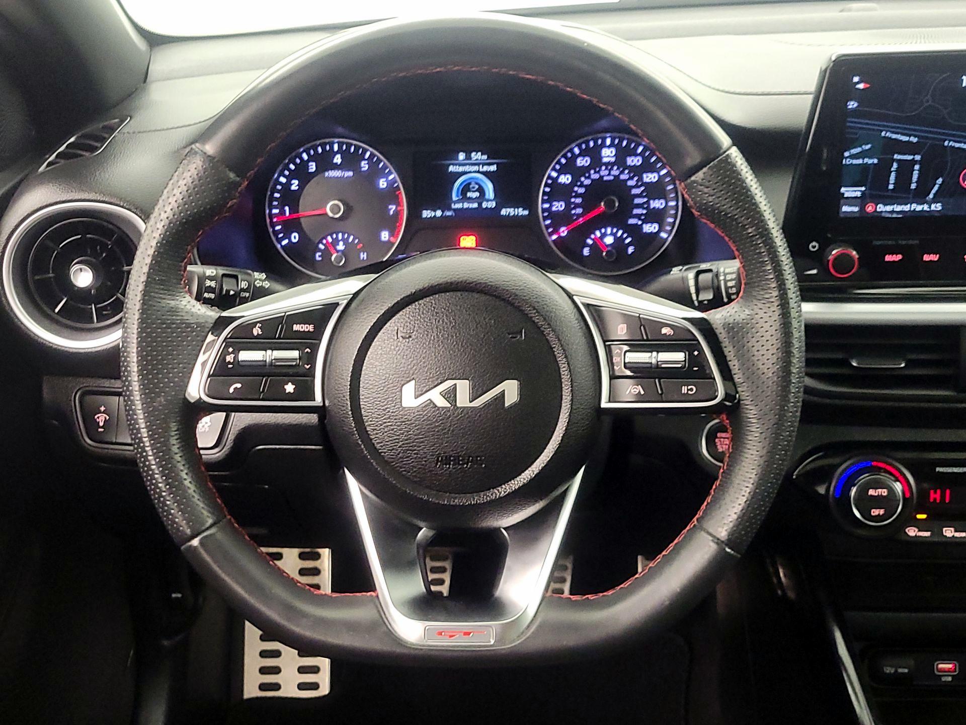 Thumbnail: 2022 Kia Forte - 10