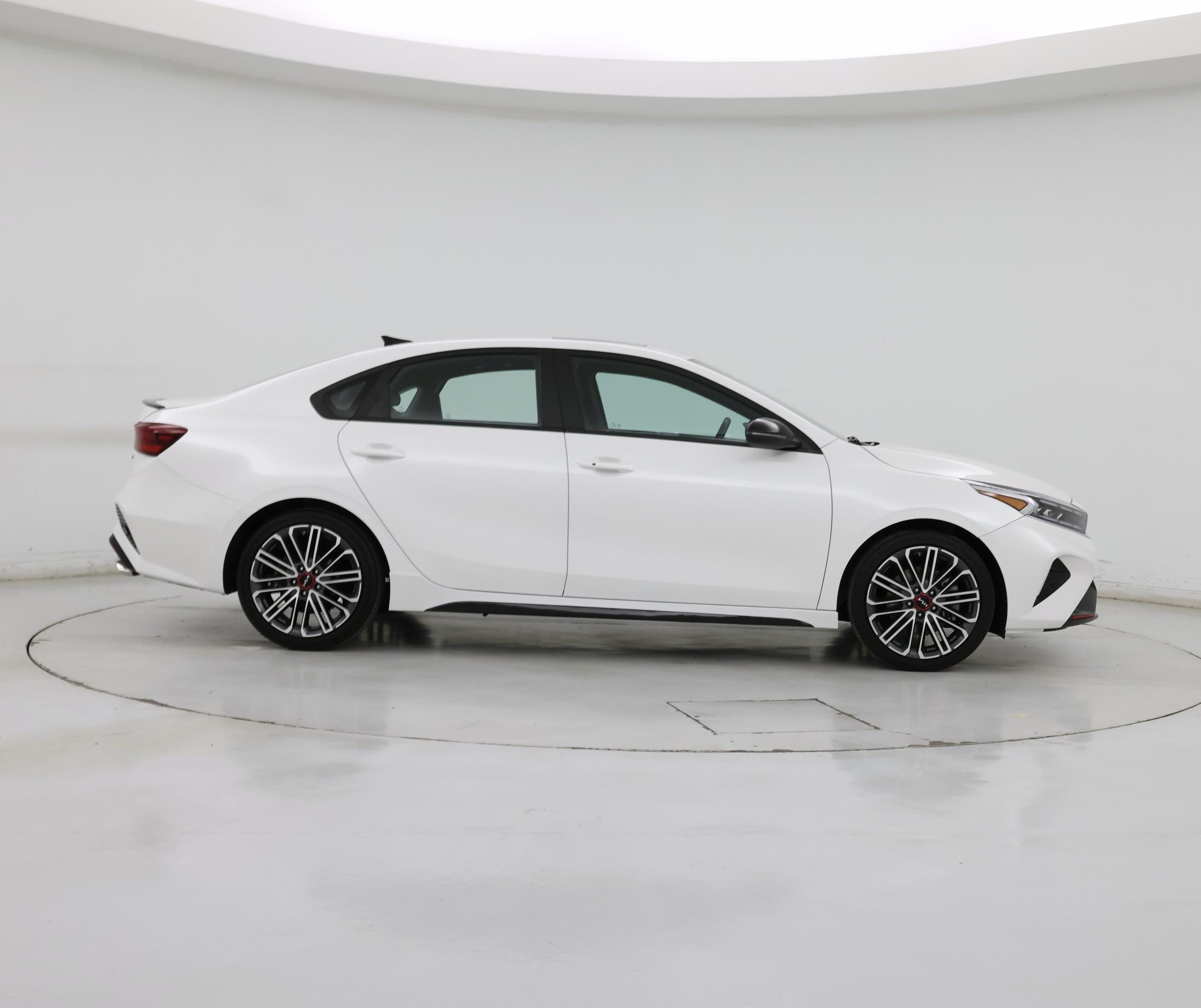 Thumbnail: 2022 Kia Forte - 7