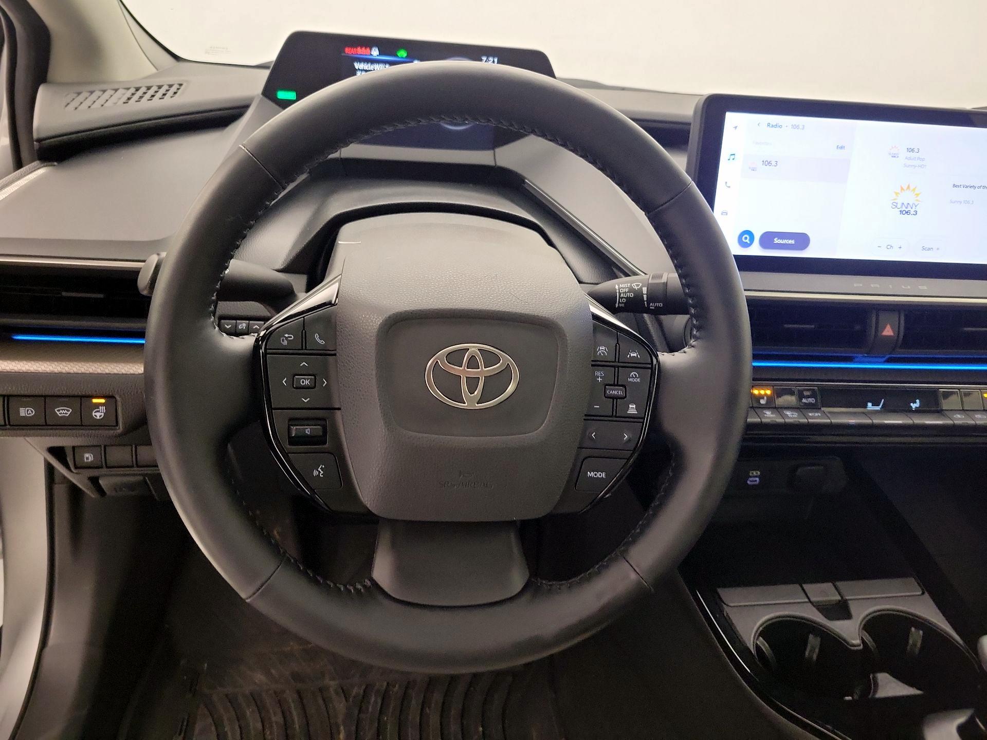 Thumbnail: 2024 Toyota Prius - 10