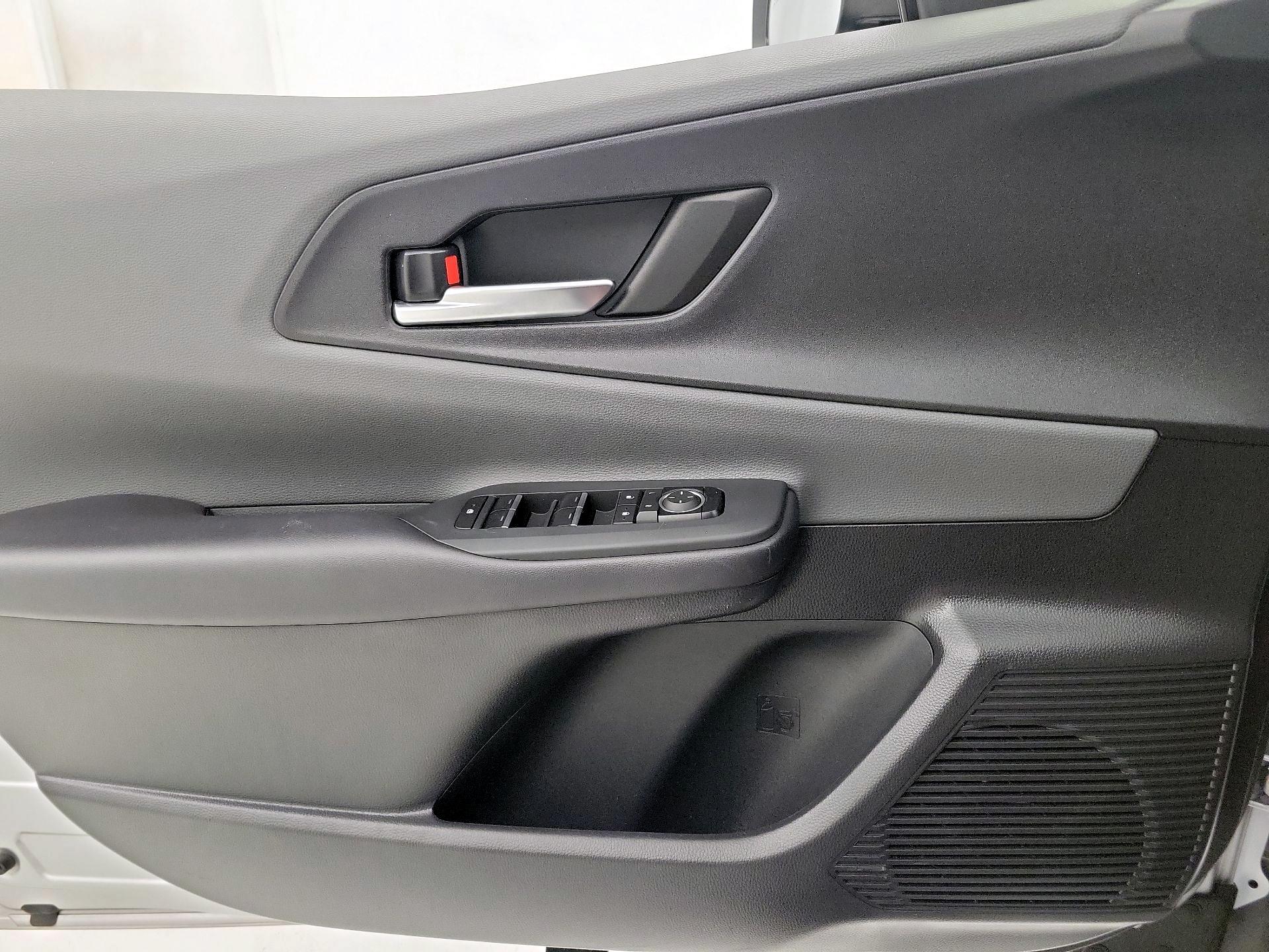 Thumbnail: 2024 Toyota Prius - 12