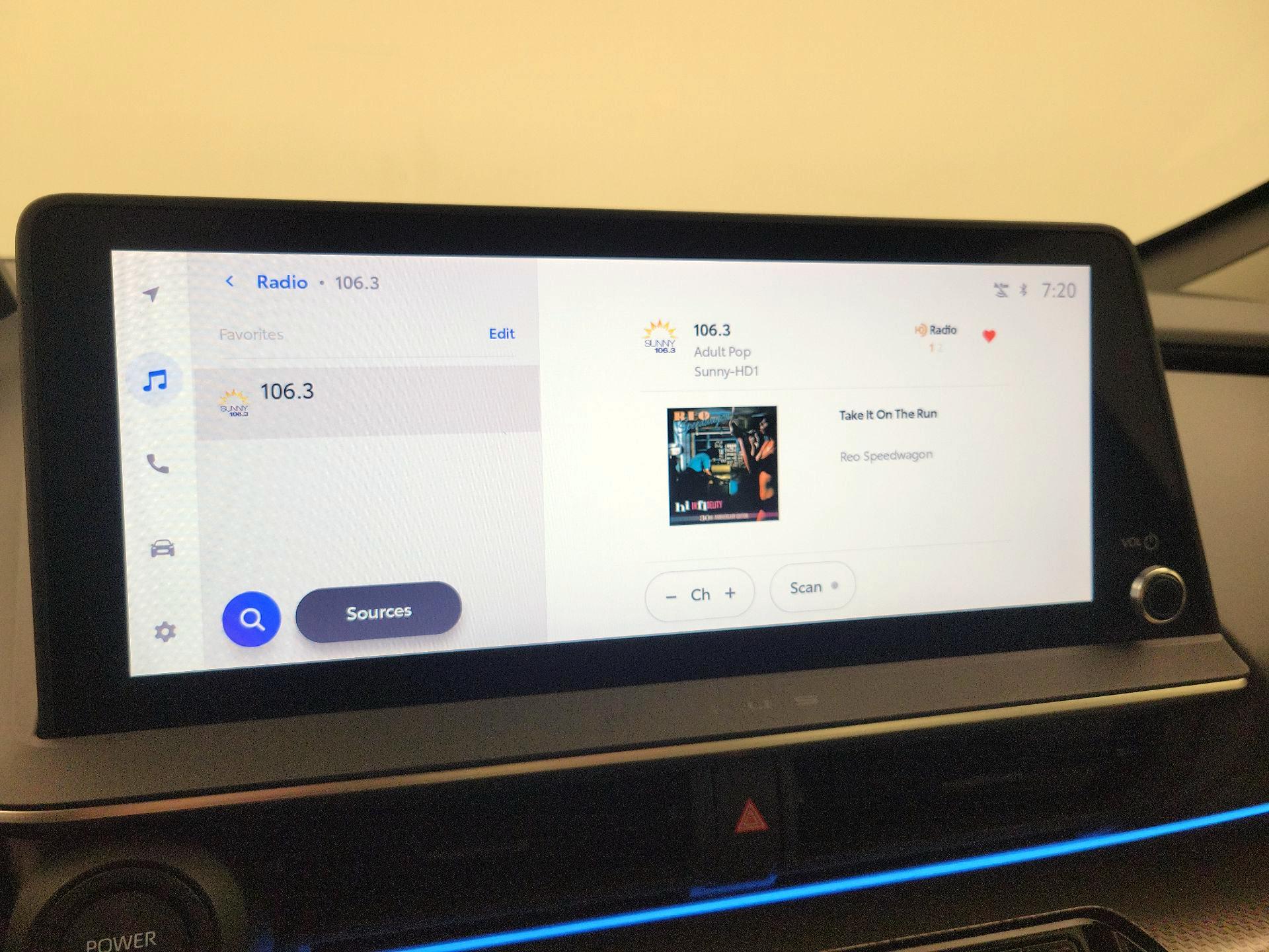 Thumbnail: 2024 Toyota Prius - 15