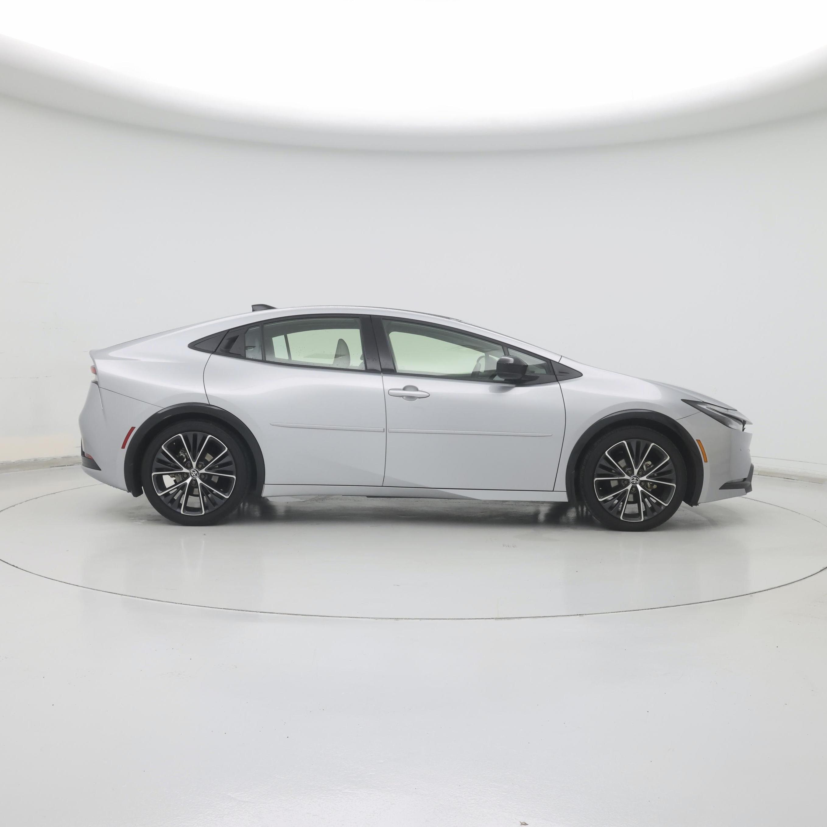 Thumbnail: 2024 Toyota Prius - 7