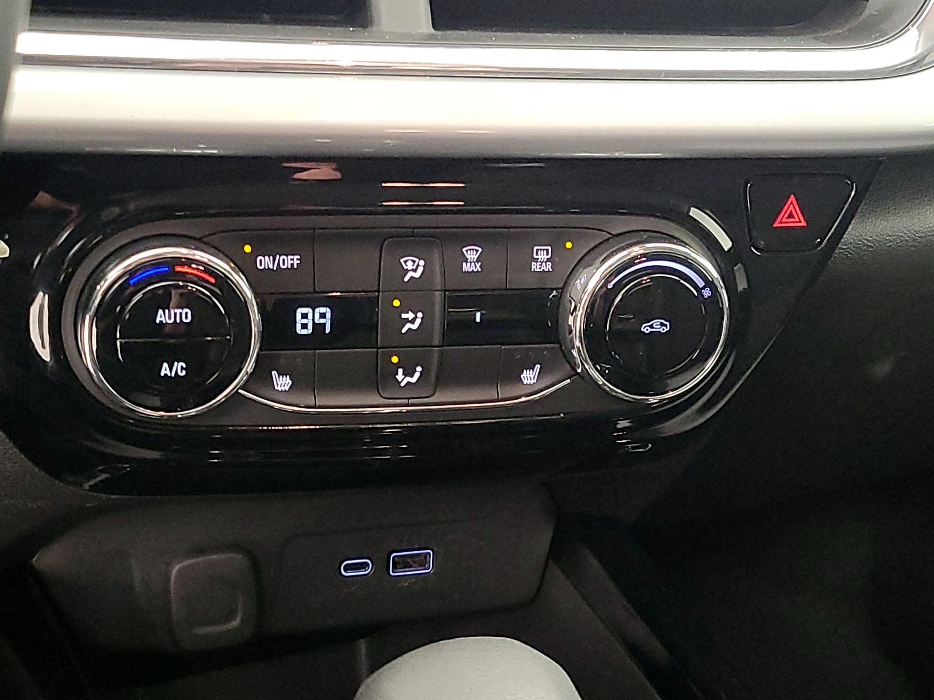 Thumbnail: 2025 Chevrolet Trax - 16