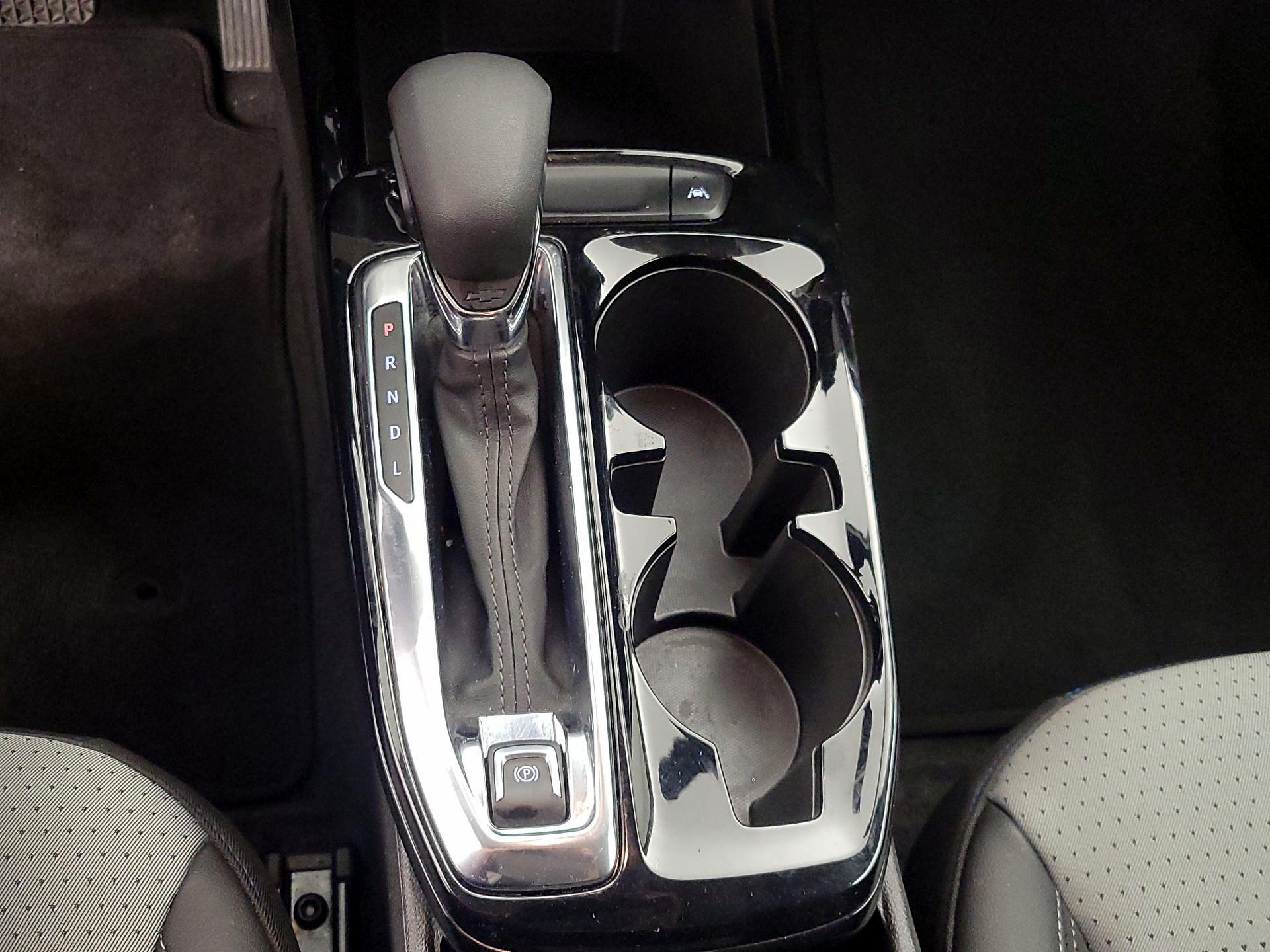 Thumbnail: 2025 Chevrolet Trax - 17