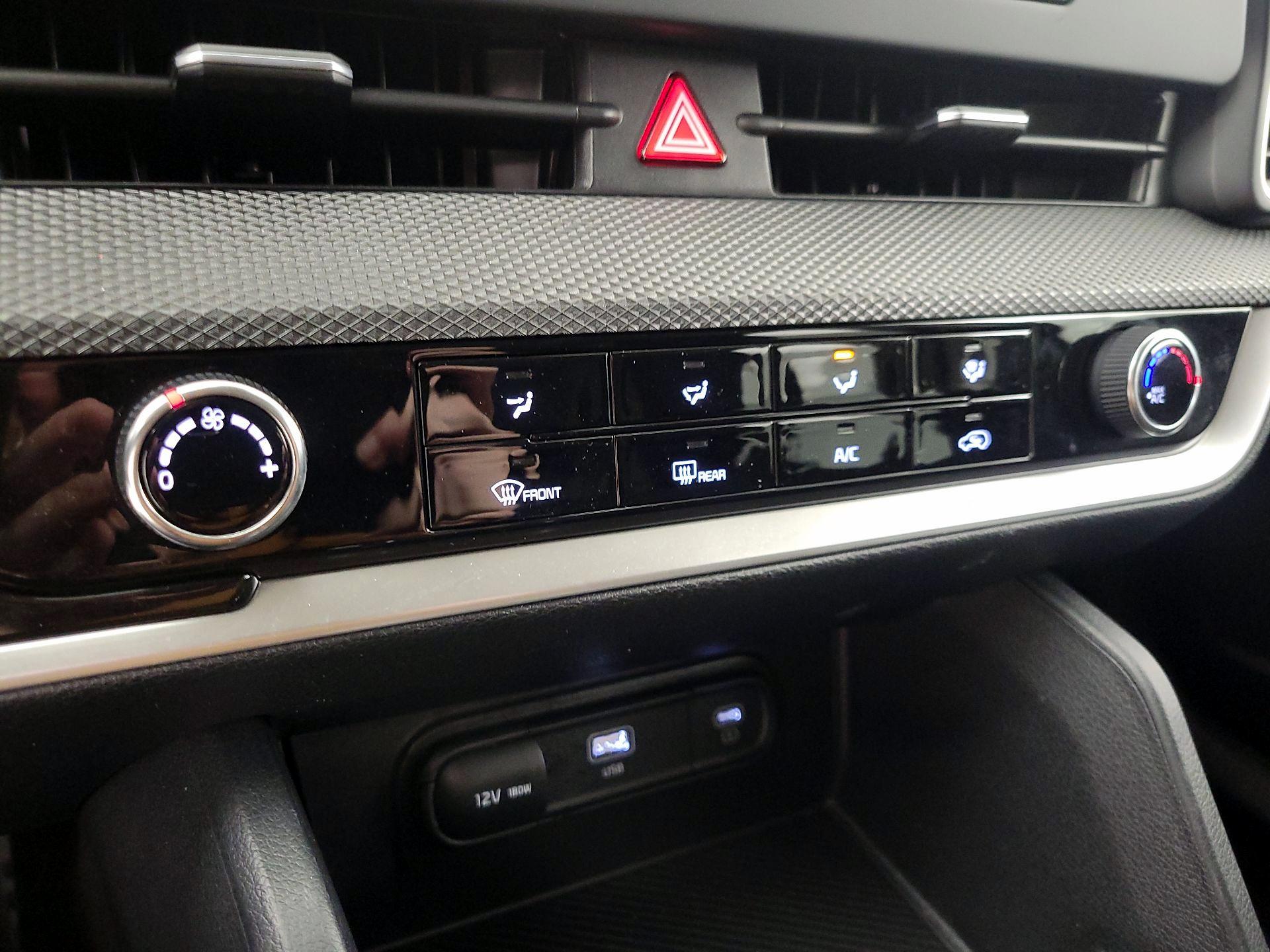 Thumbnail: 2024 Kia Sportage - 16