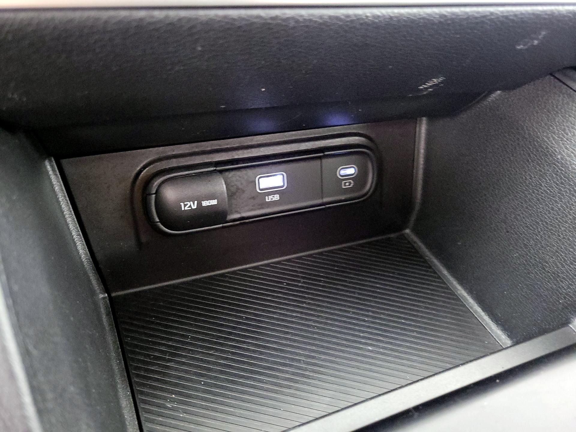 Thumbnail: 2024 Kia Sportage - 18