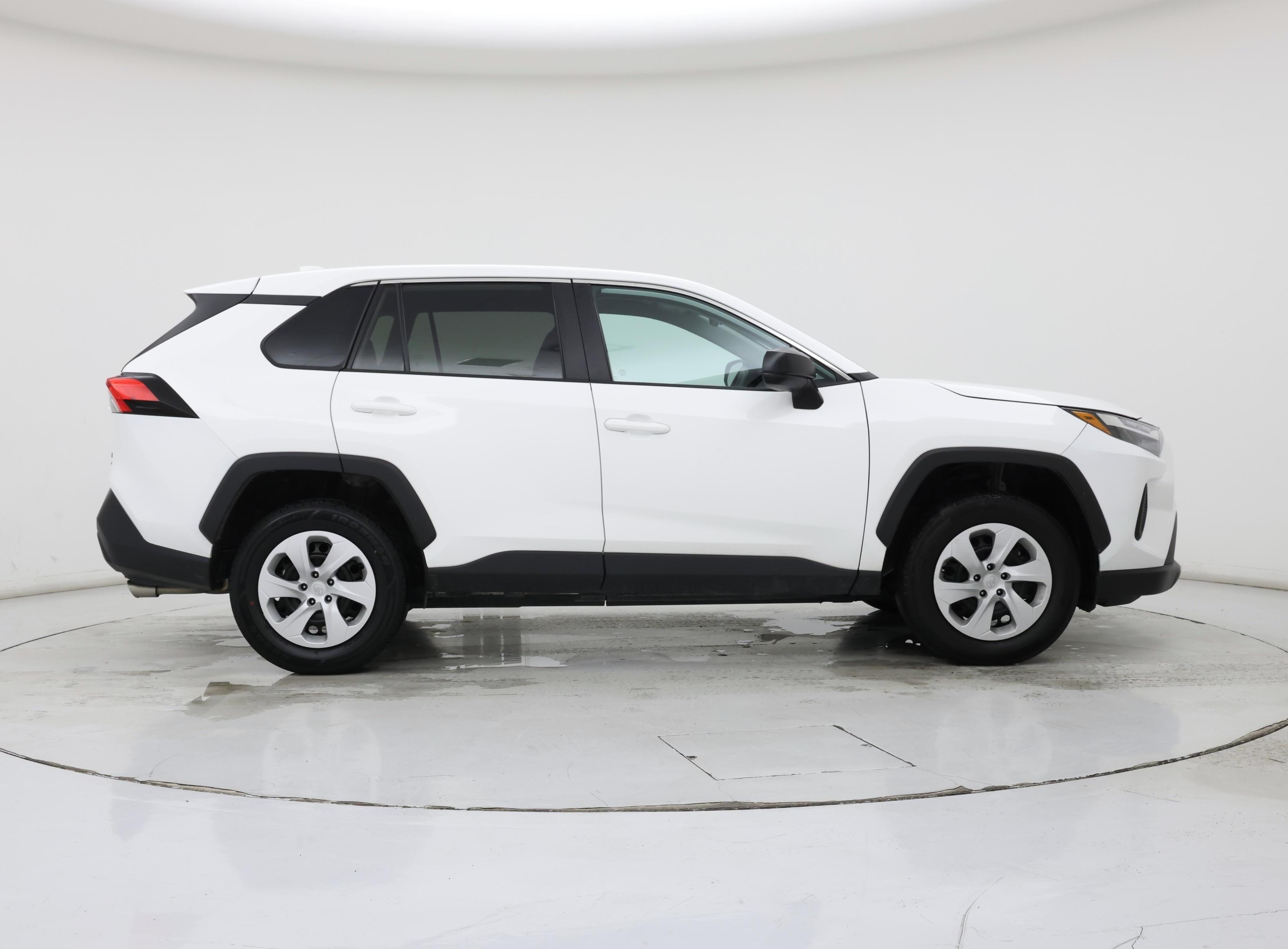 Thumbnail: 2024 Toyota RAV4 - 7