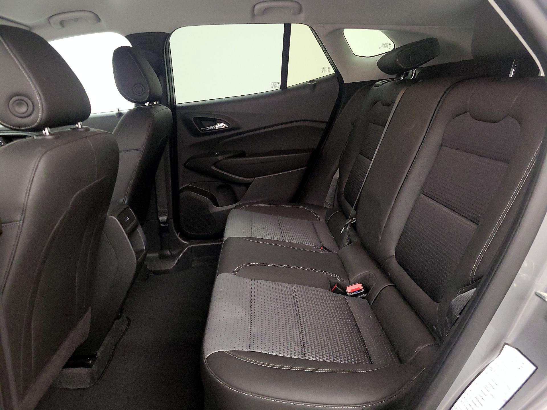 Thumbnail: 2025 Chevrolet Trax - 19