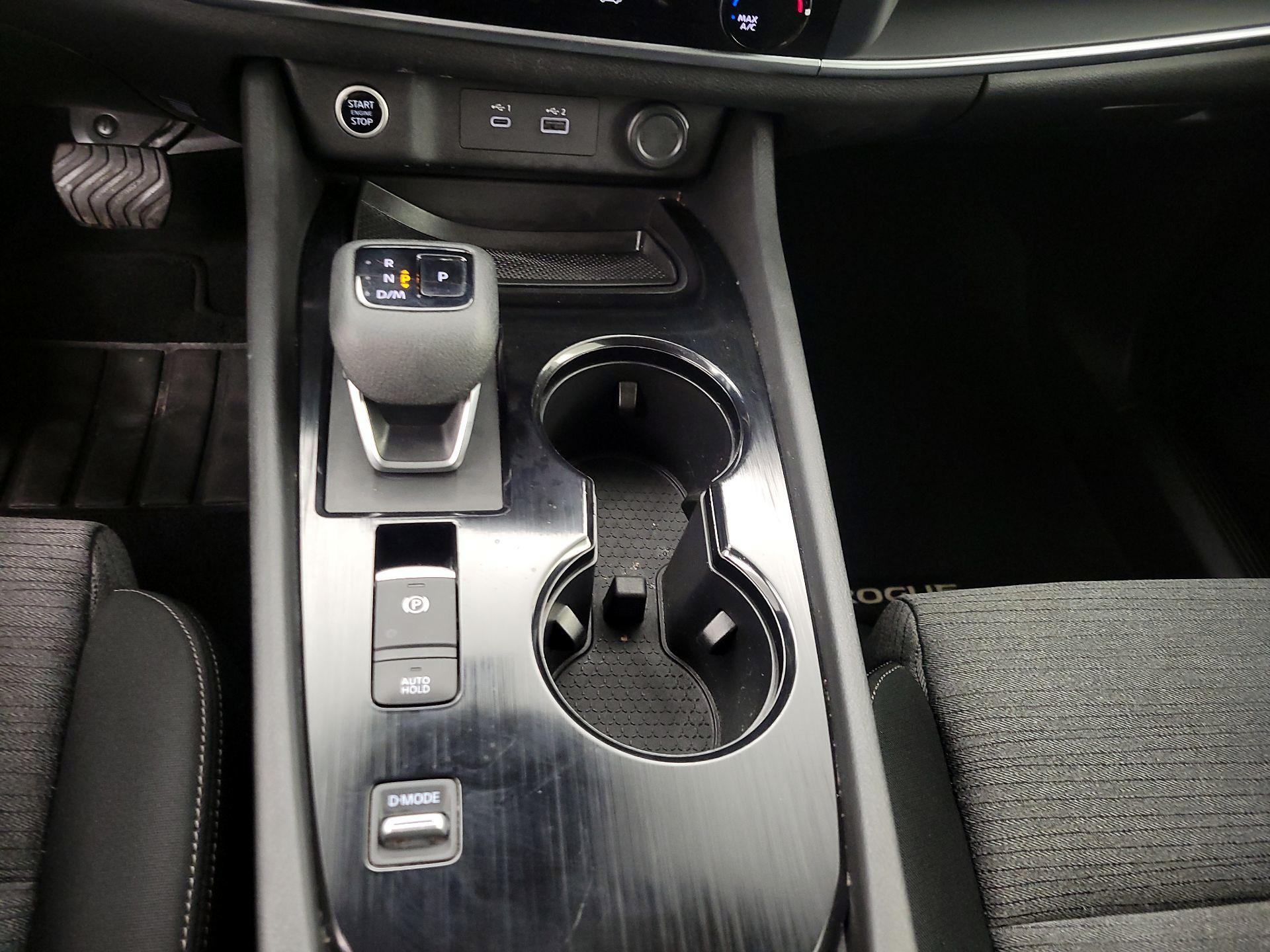 Thumbnail: 2021 Nissan Rogue - 17