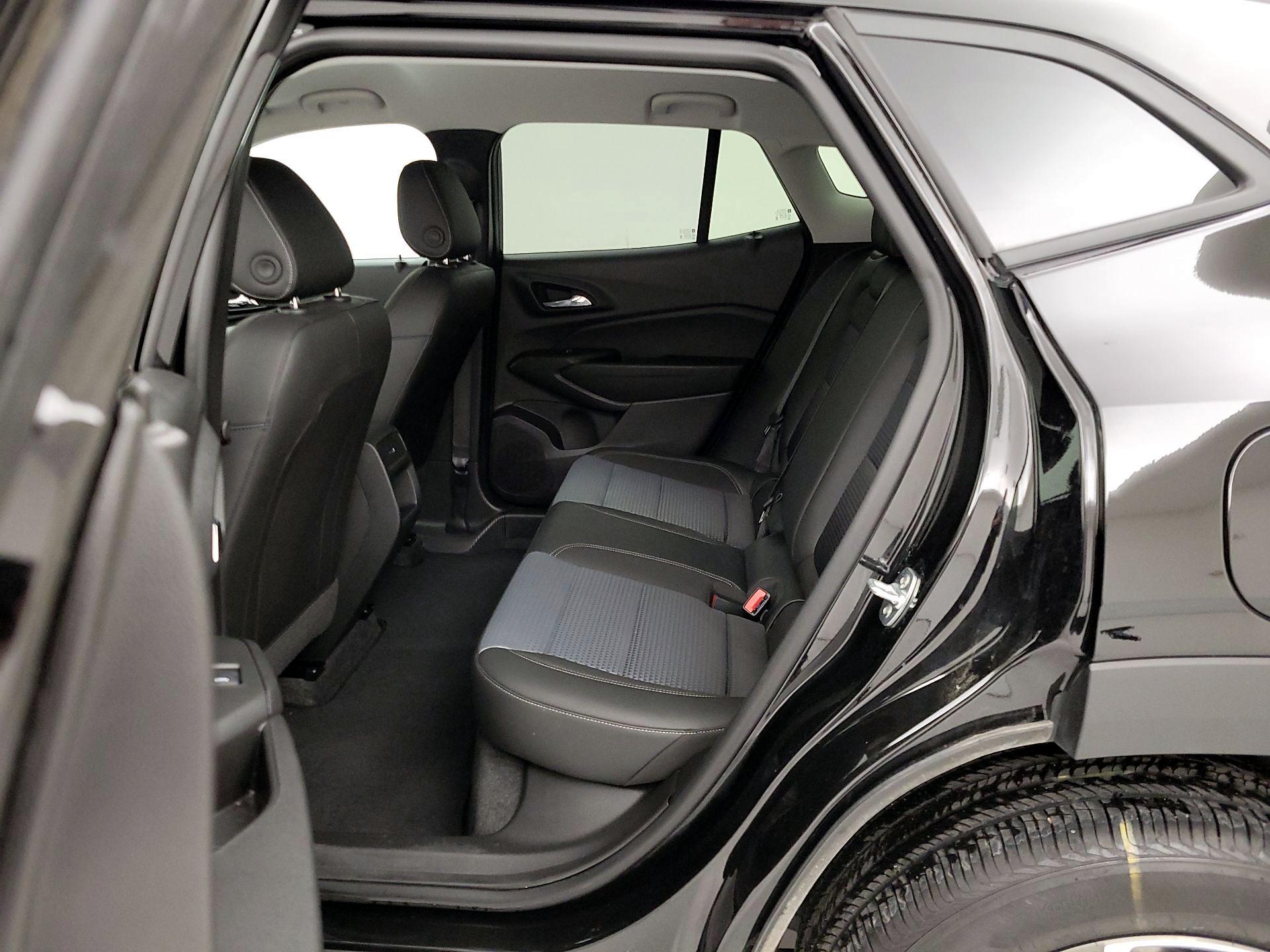 Thumbnail: 2025 Chevrolet Trax - 19