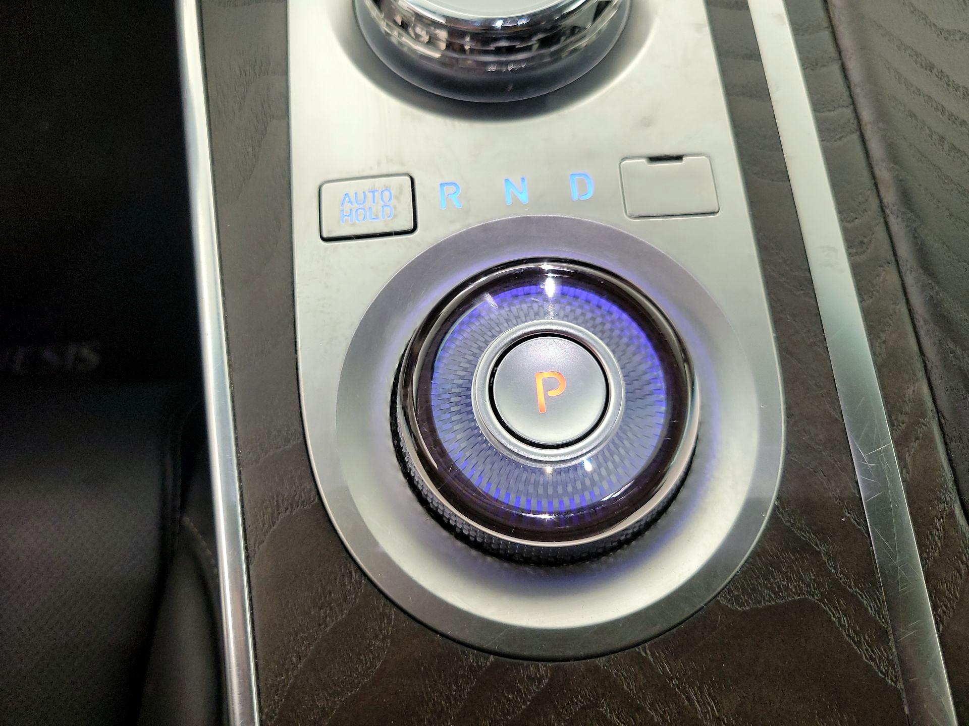 Thumbnail: 2024 Genesis GV80 - 18