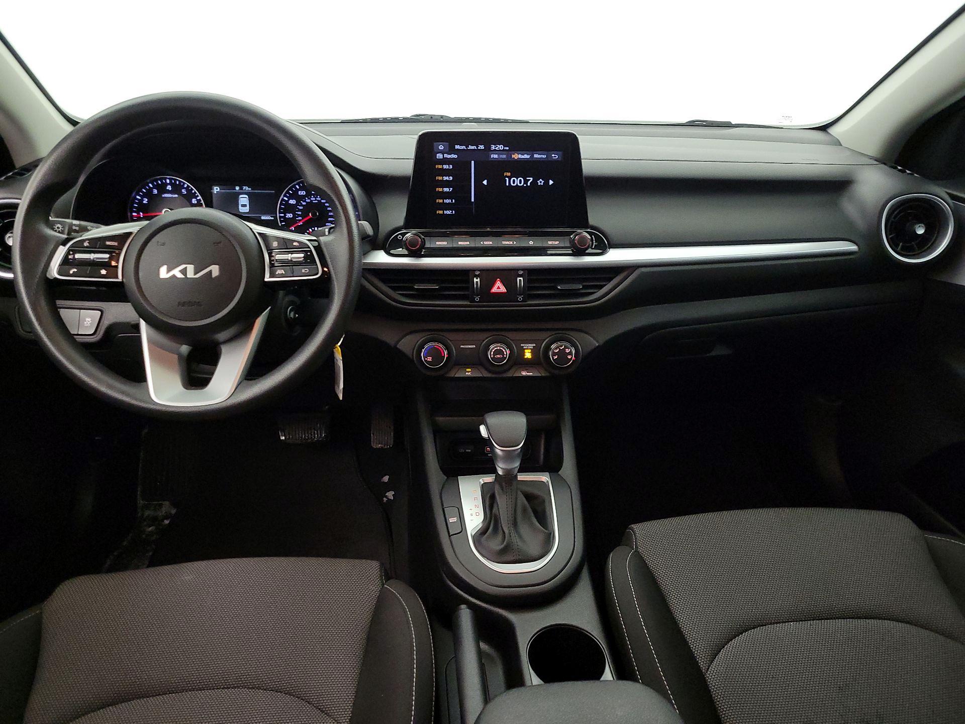 Thumbnail: 2024 Kia Forte - 9