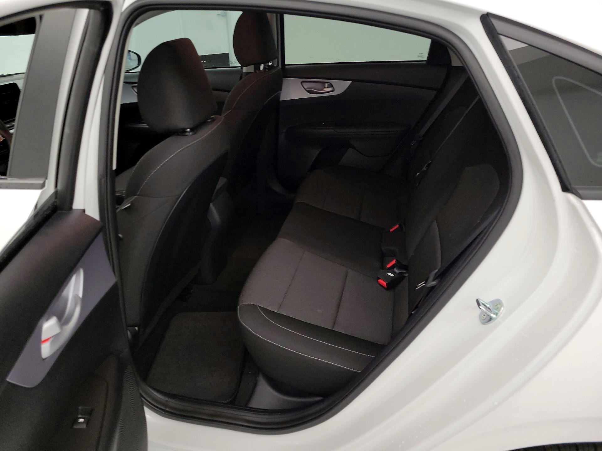 Thumbnail: 2024 Kia Forte - 19