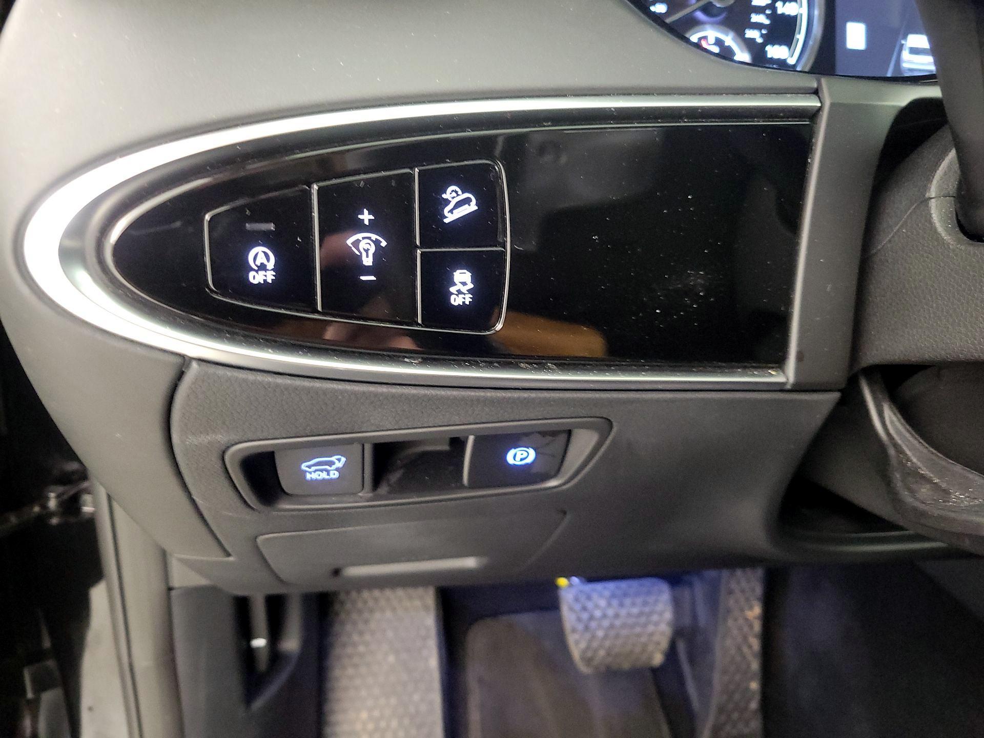 Thumbnail: 2025 Genesis GV70 - 13