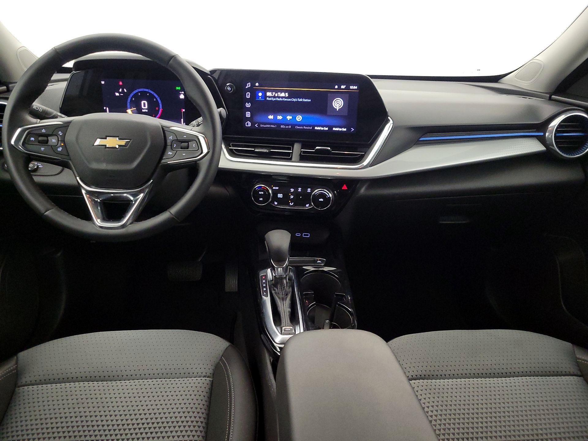 Thumbnail: 2025 Chevrolet Trax - 9