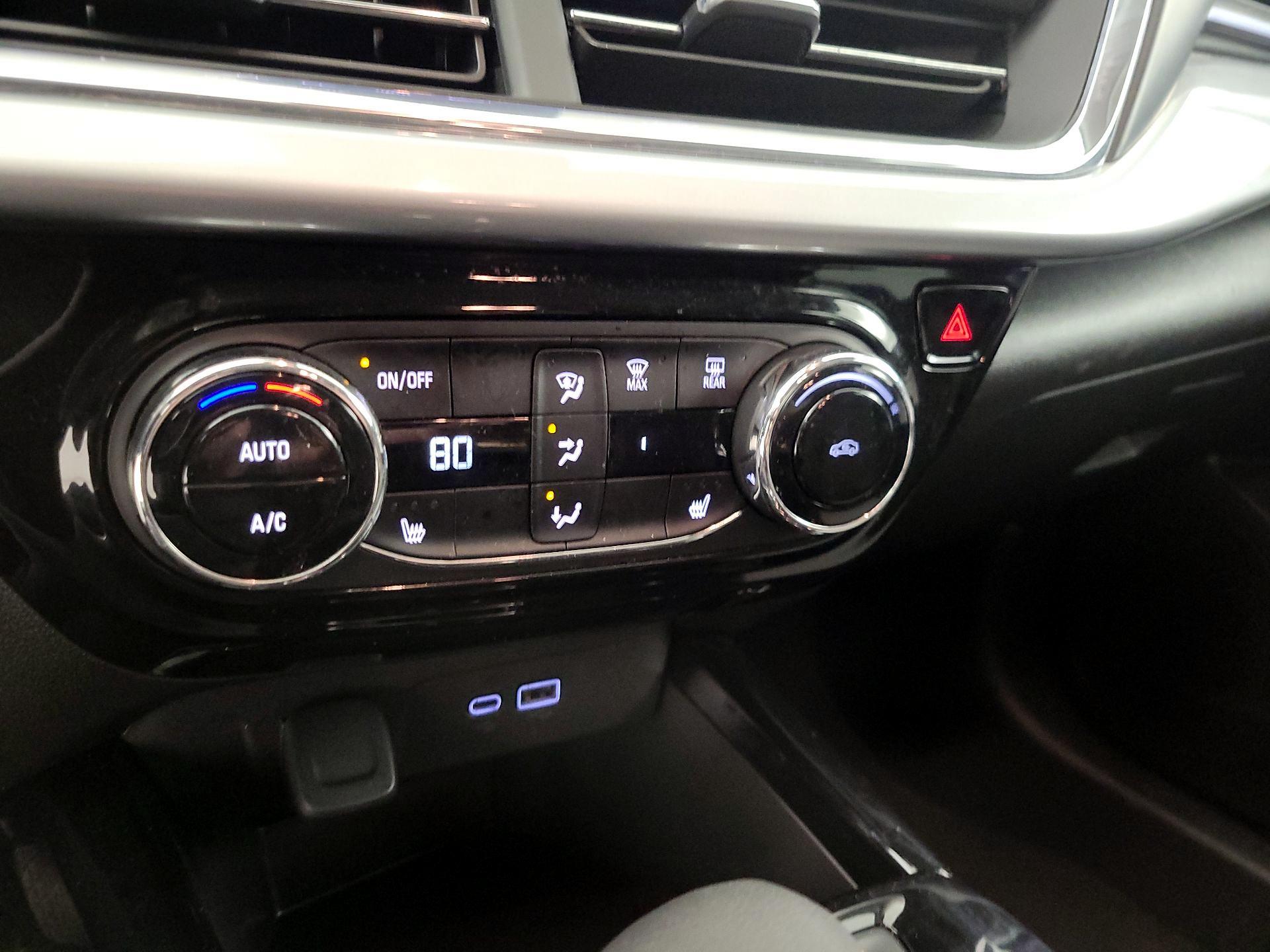 Thumbnail: 2025 Chevrolet Trax - 16