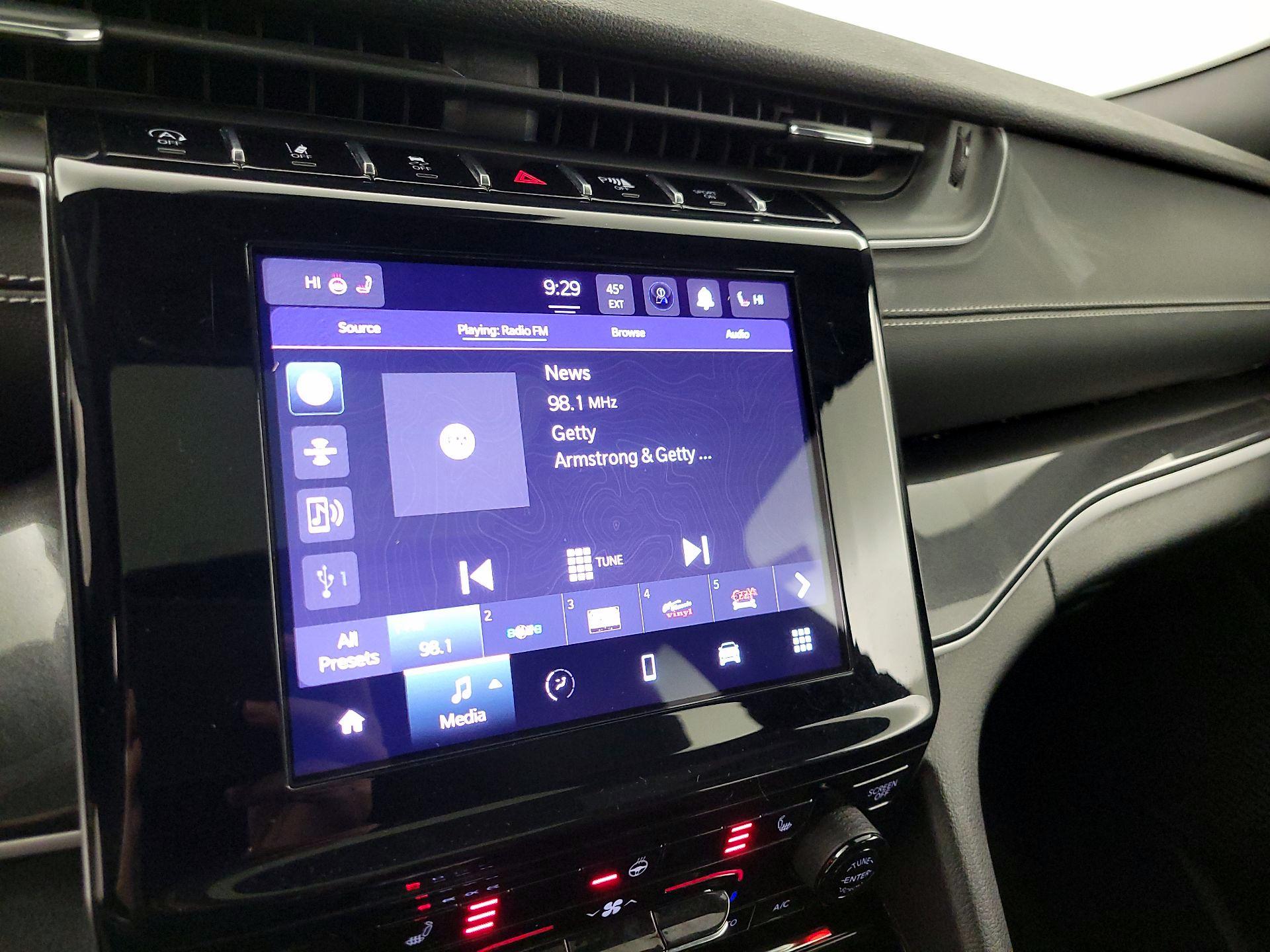 Thumbnail: 2023 Jeep Grand Cherokee - 15