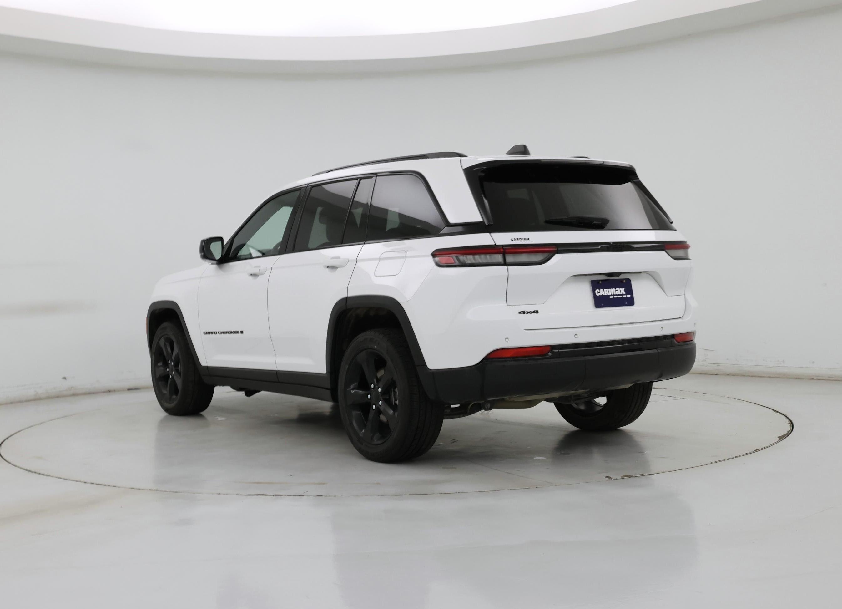Thumbnail: 2023 Jeep Grand Cherokee - 2