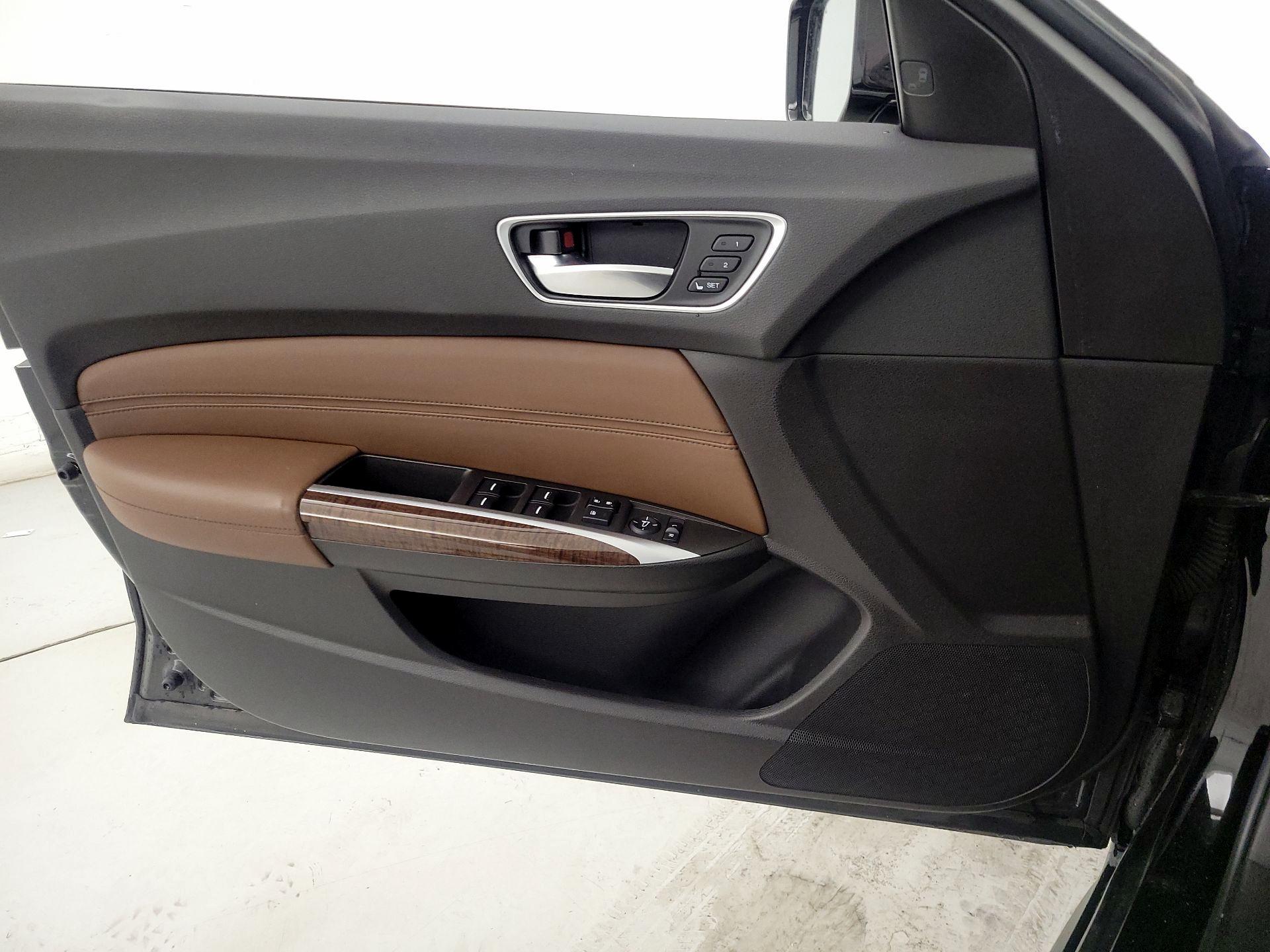 Thumbnail: 2019 Acura TLX - 12