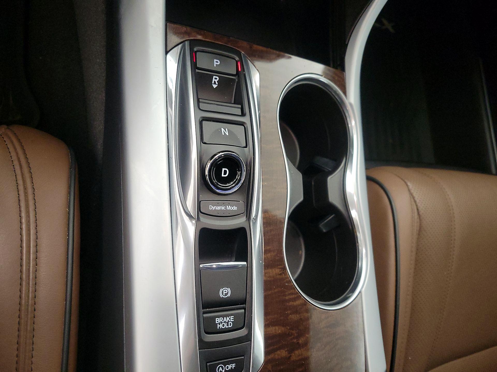 Thumbnail: 2019 Acura TLX - 17