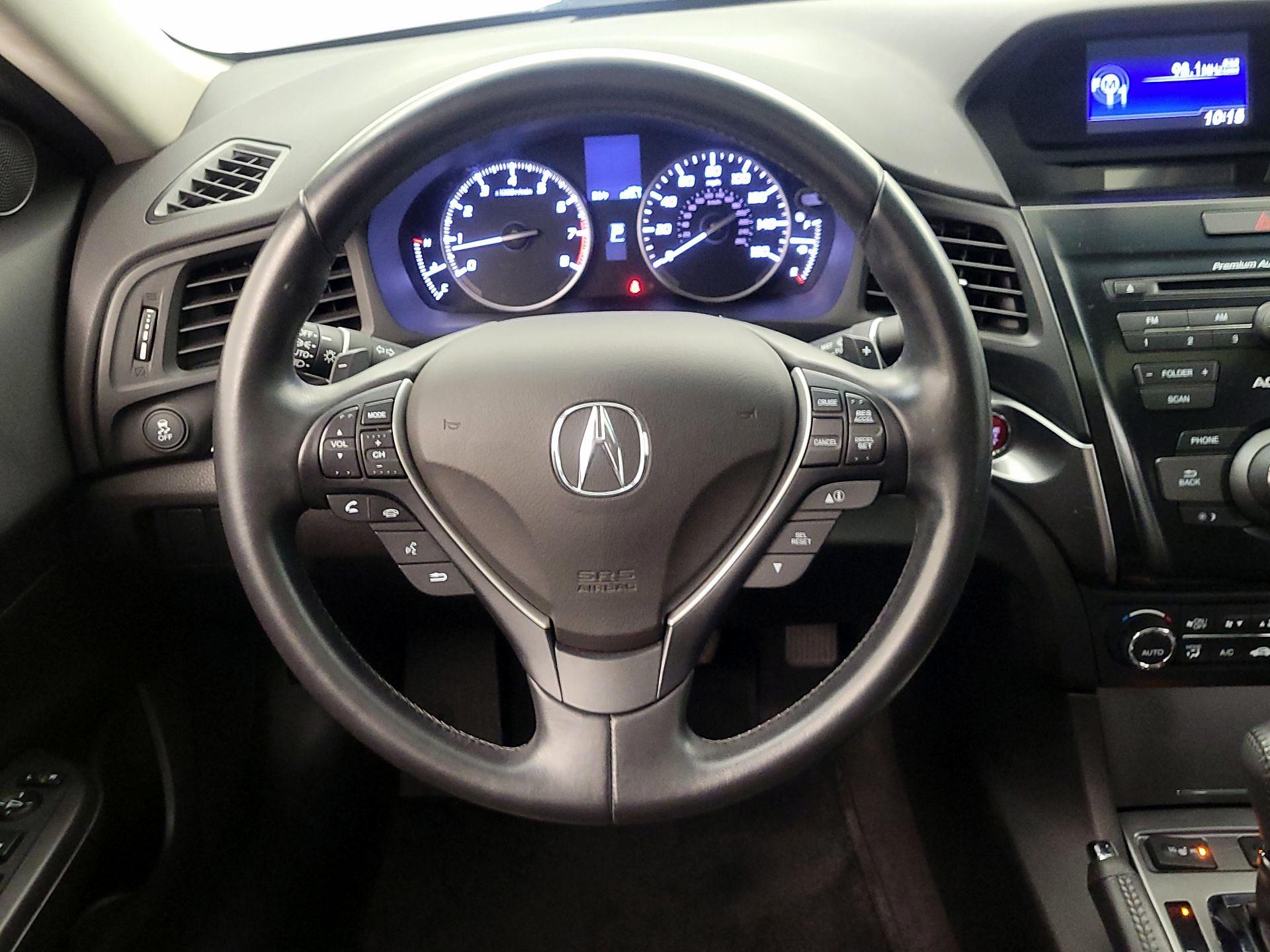 Thumbnail: 2015 Acura ILX - 10