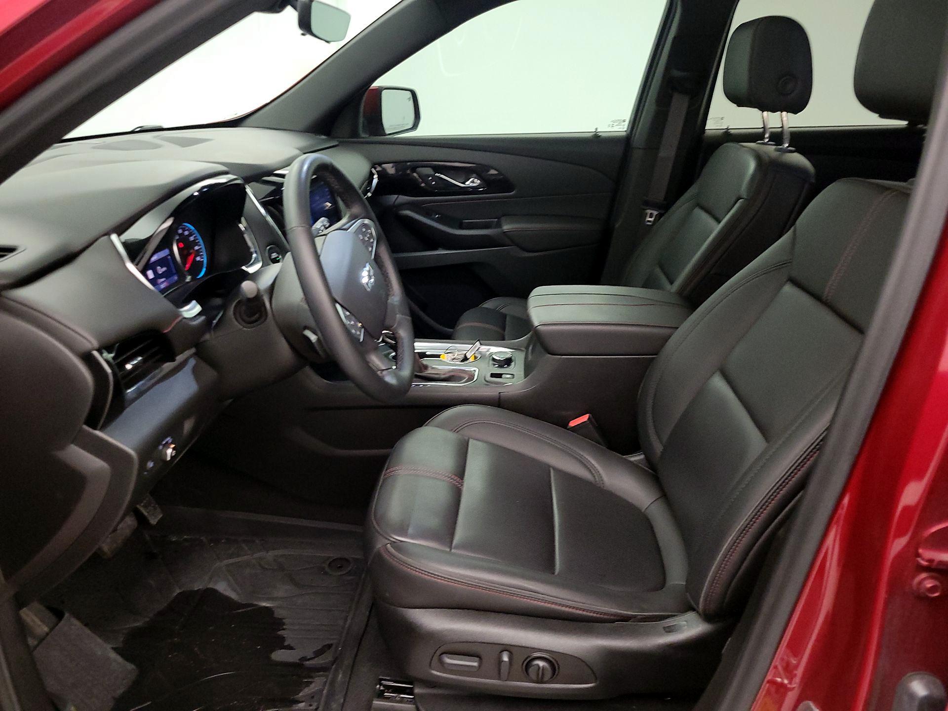 Thumbnail: 2023 Chevrolet Traverse - 11