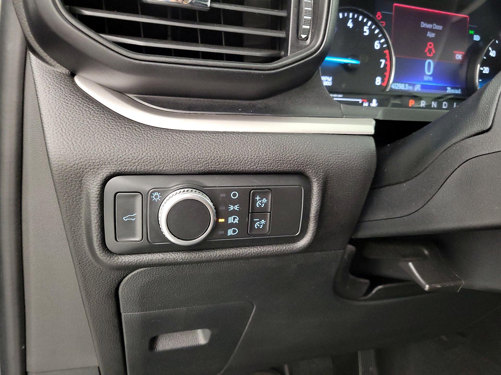 Thumbnail: 2021 Ford Explorer - 13