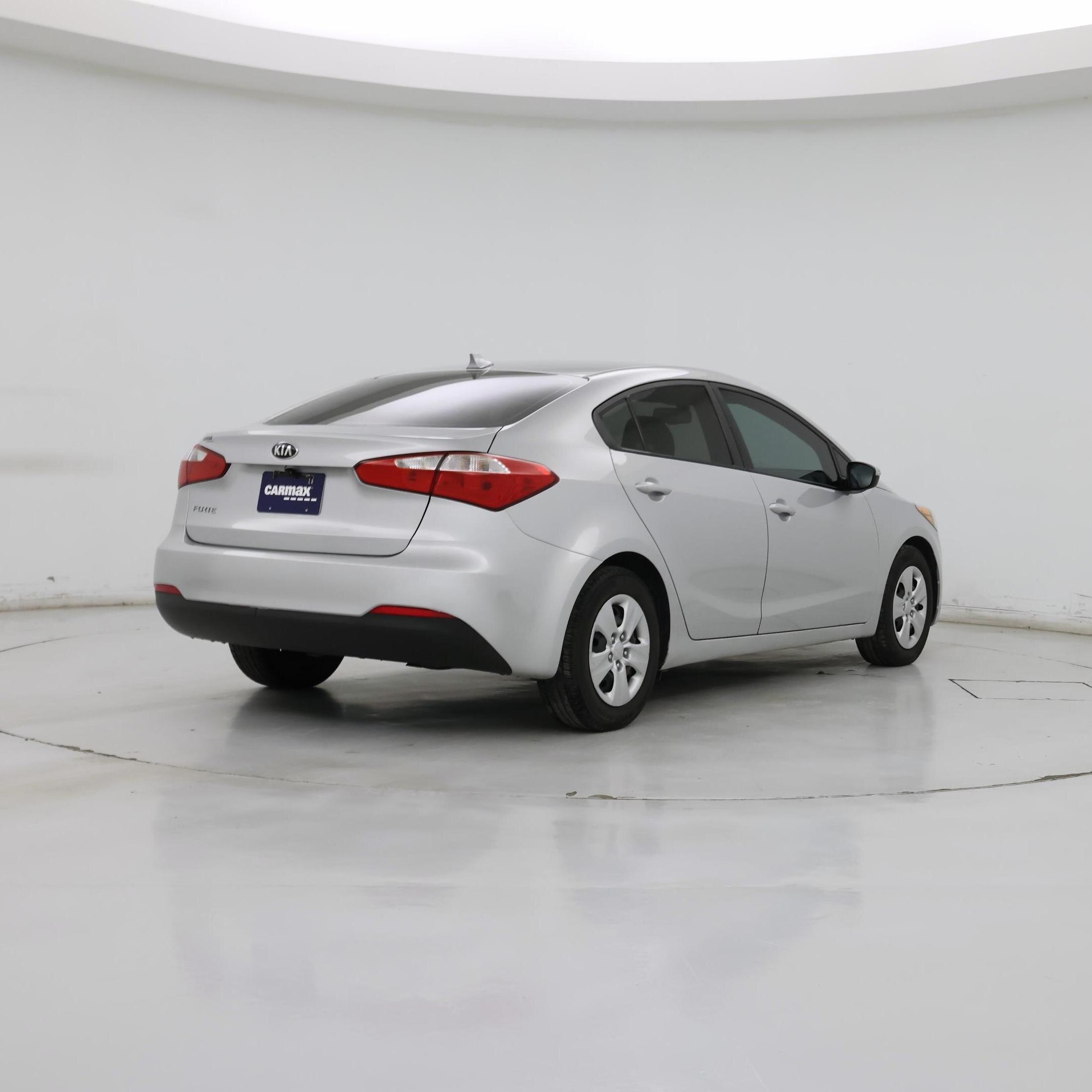 Thumbnail: 2015 Kia Forte - 8