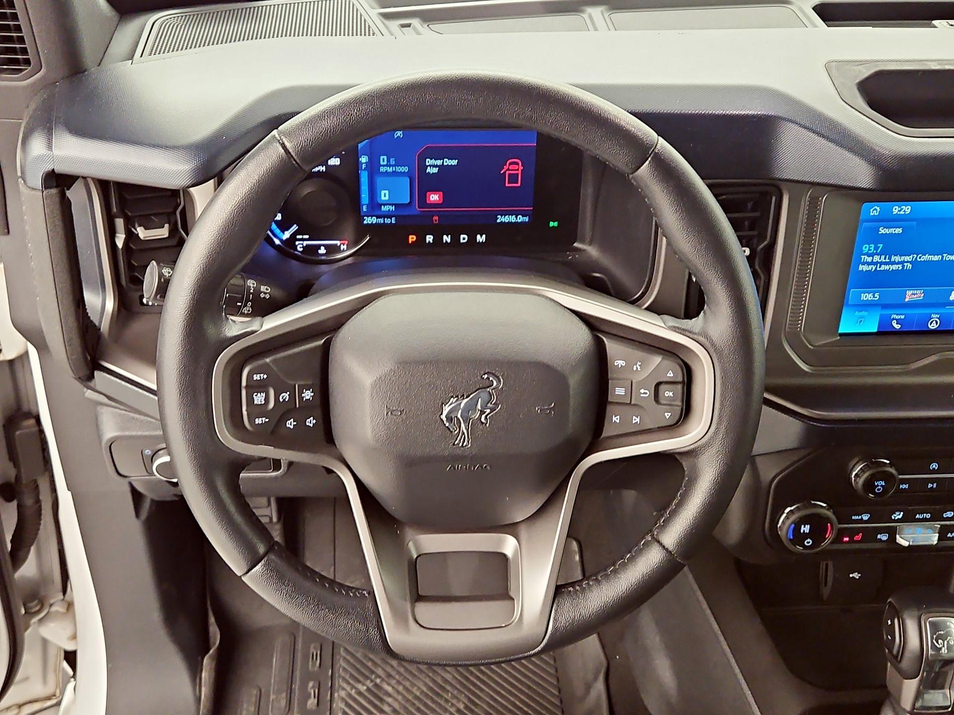 Thumbnail: 2021 Ford Bronco - 10