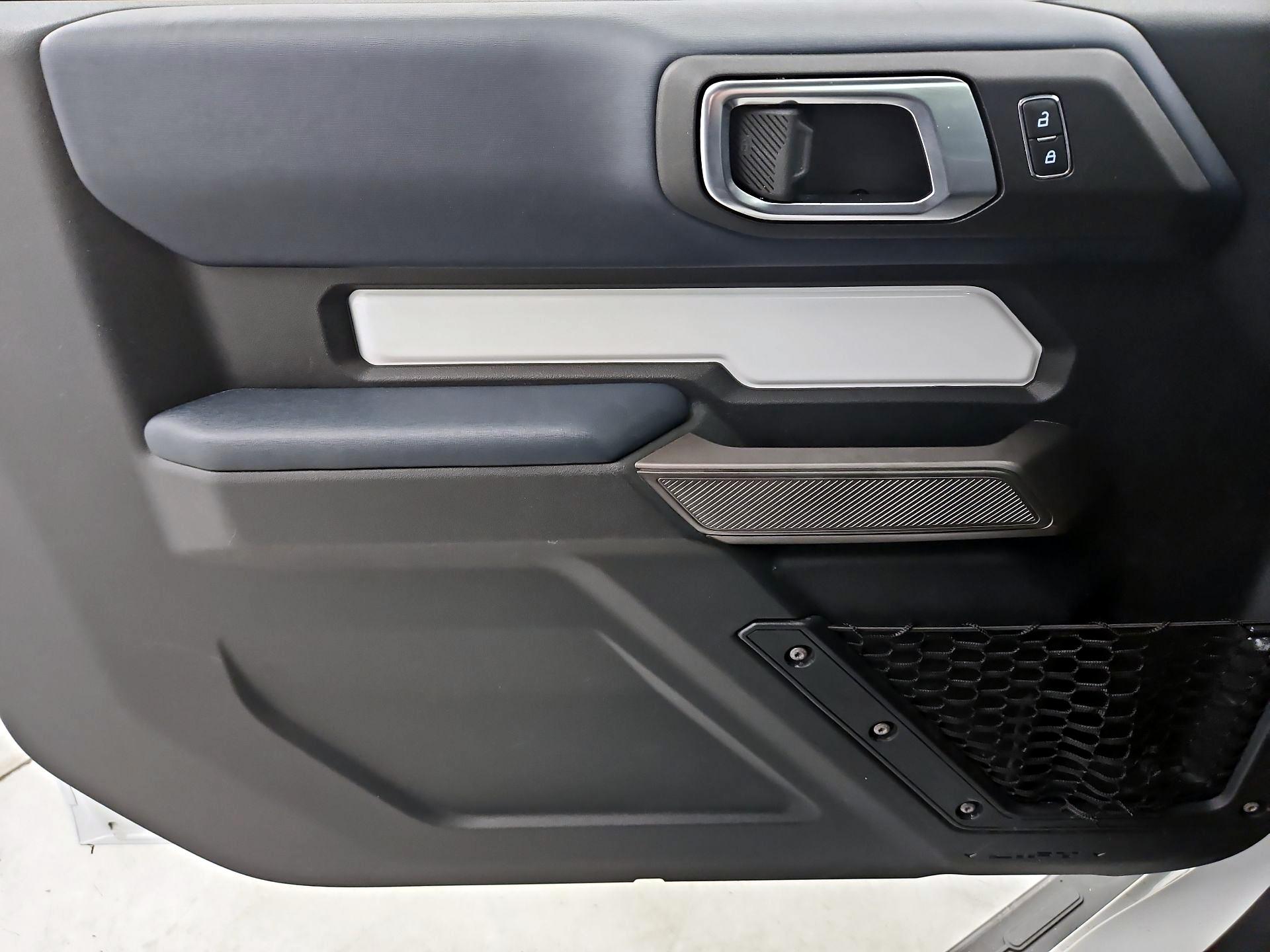 Thumbnail: 2021 Ford Bronco - 12