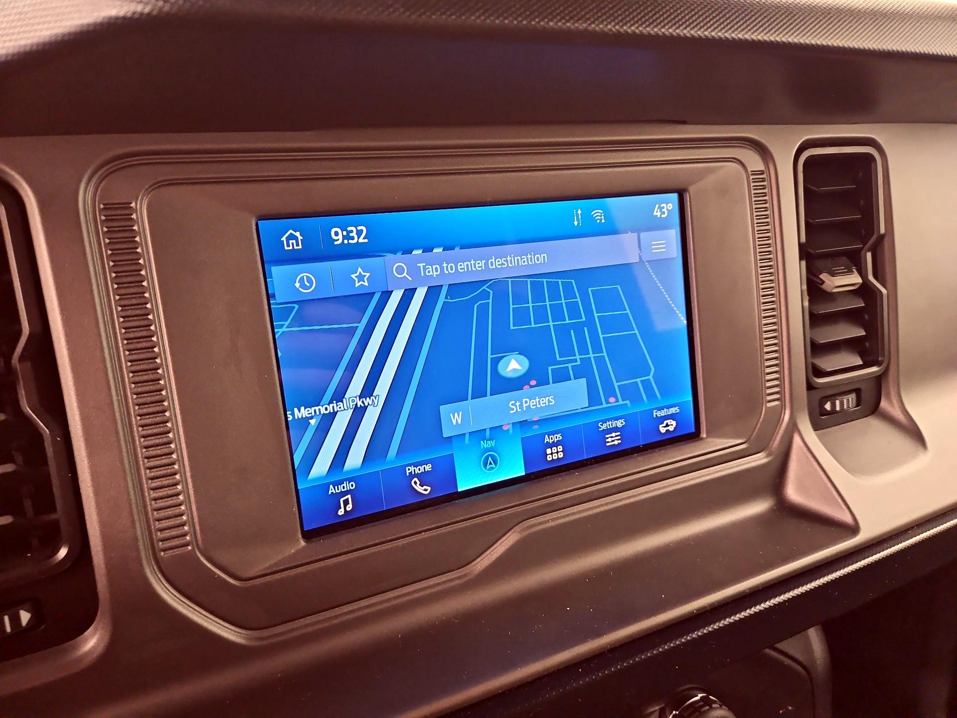 Thumbnail: 2021 Ford Bronco - 14