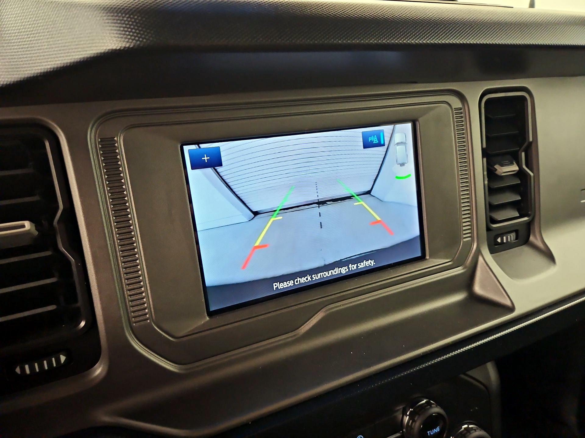 Thumbnail: 2021 Ford Bronco - 15